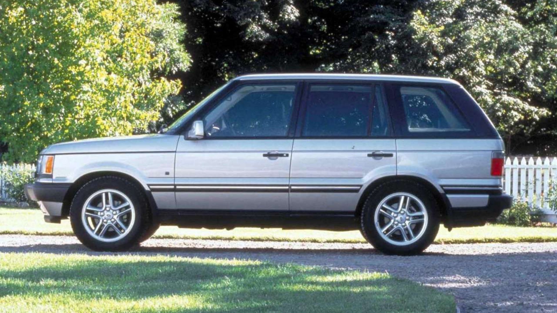 Range Rover Maintenance Cost: Myth vs. Truth