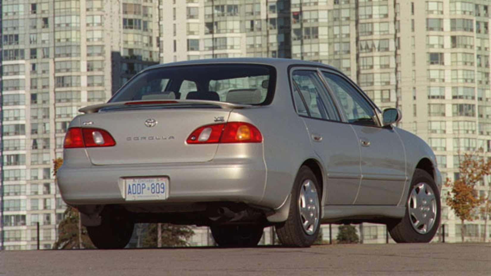1998 - 2000 Toyota Corolla (5)