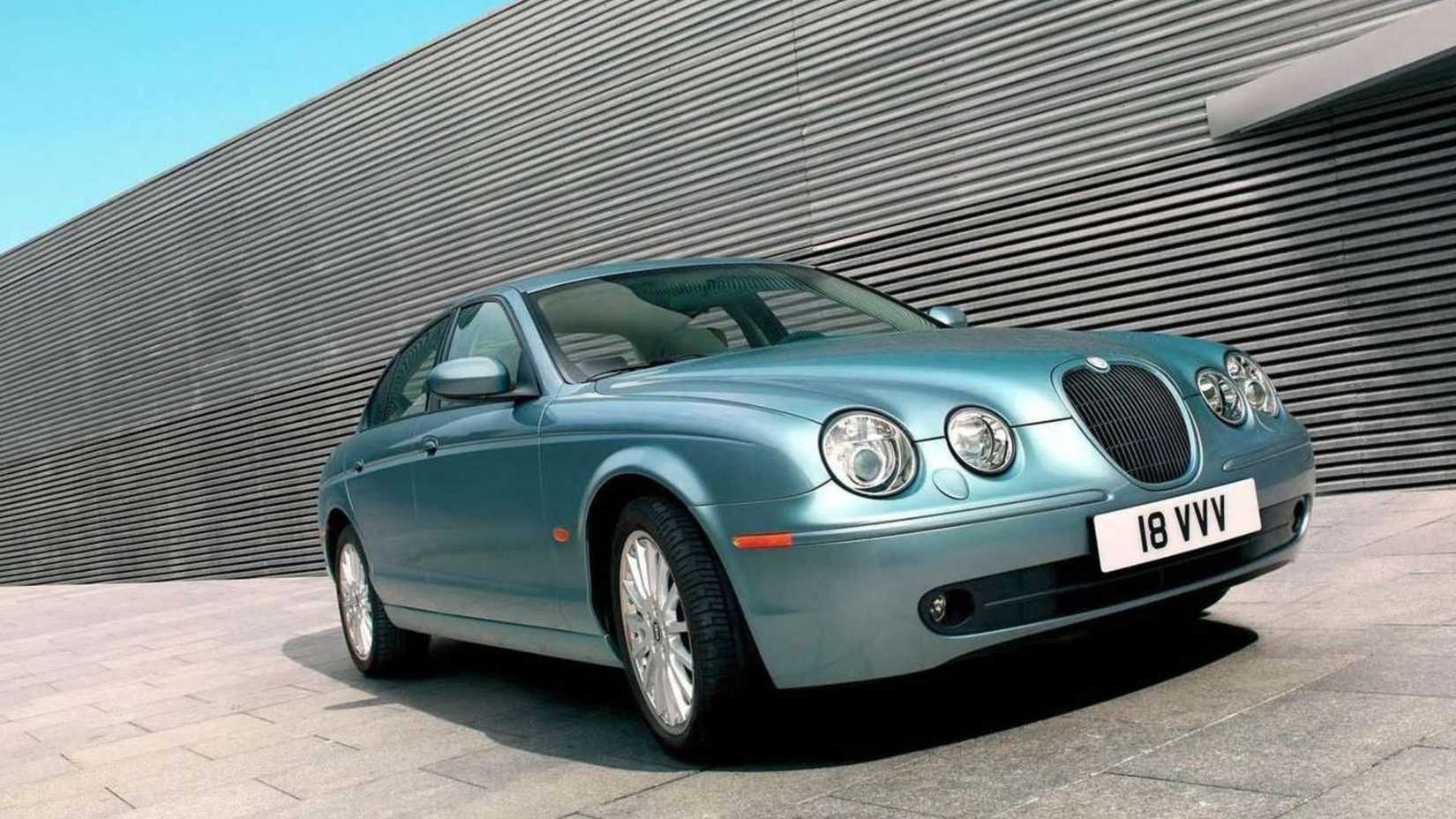 Jaguar S-Type: Retro British Luxury and Performance (1999-2007)