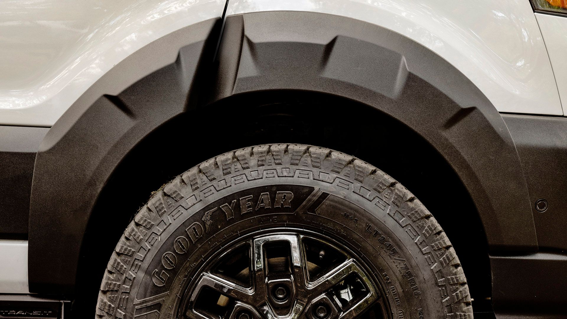 2023 Ford Transit Trail (5)