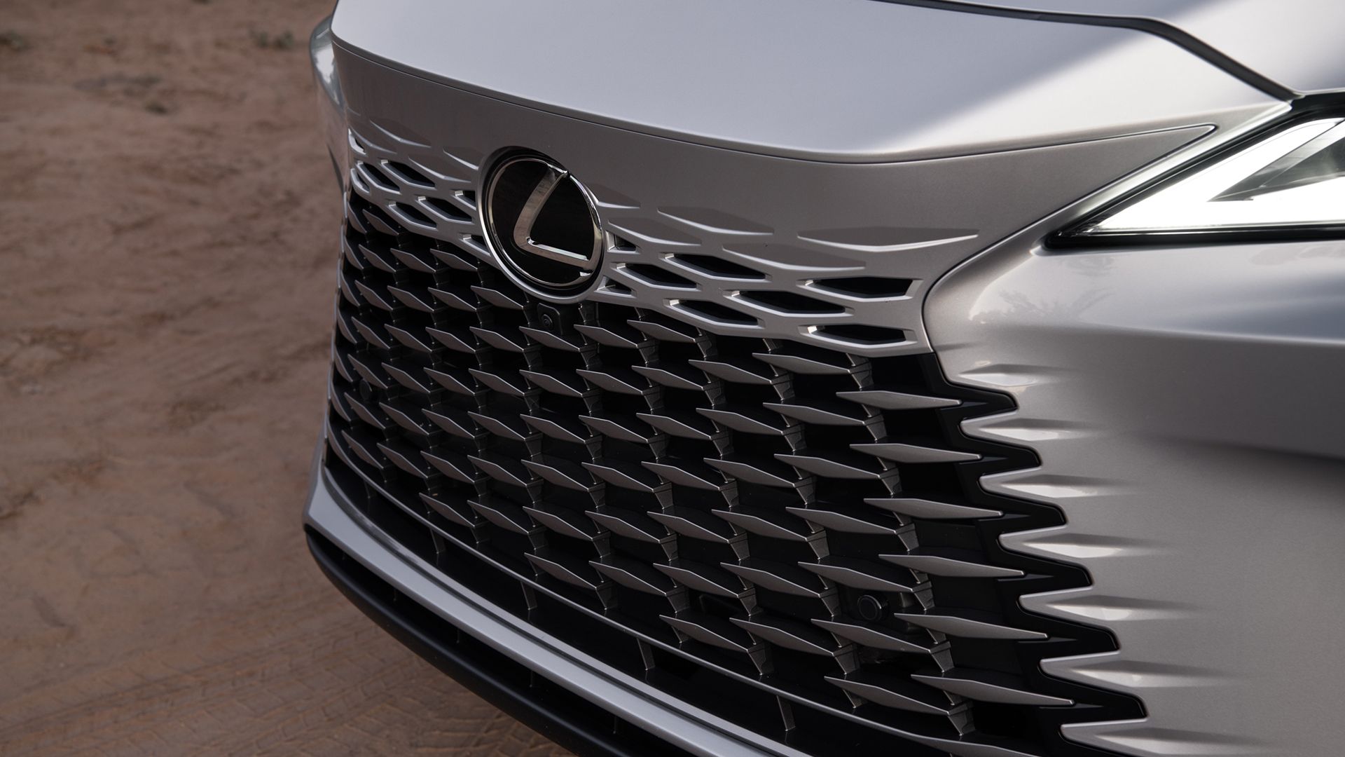Best Midsize Hybrid SUVs for 2025