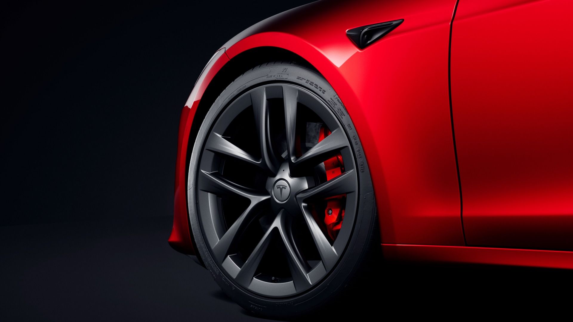 2025 Tesla Model S Plaid (3)