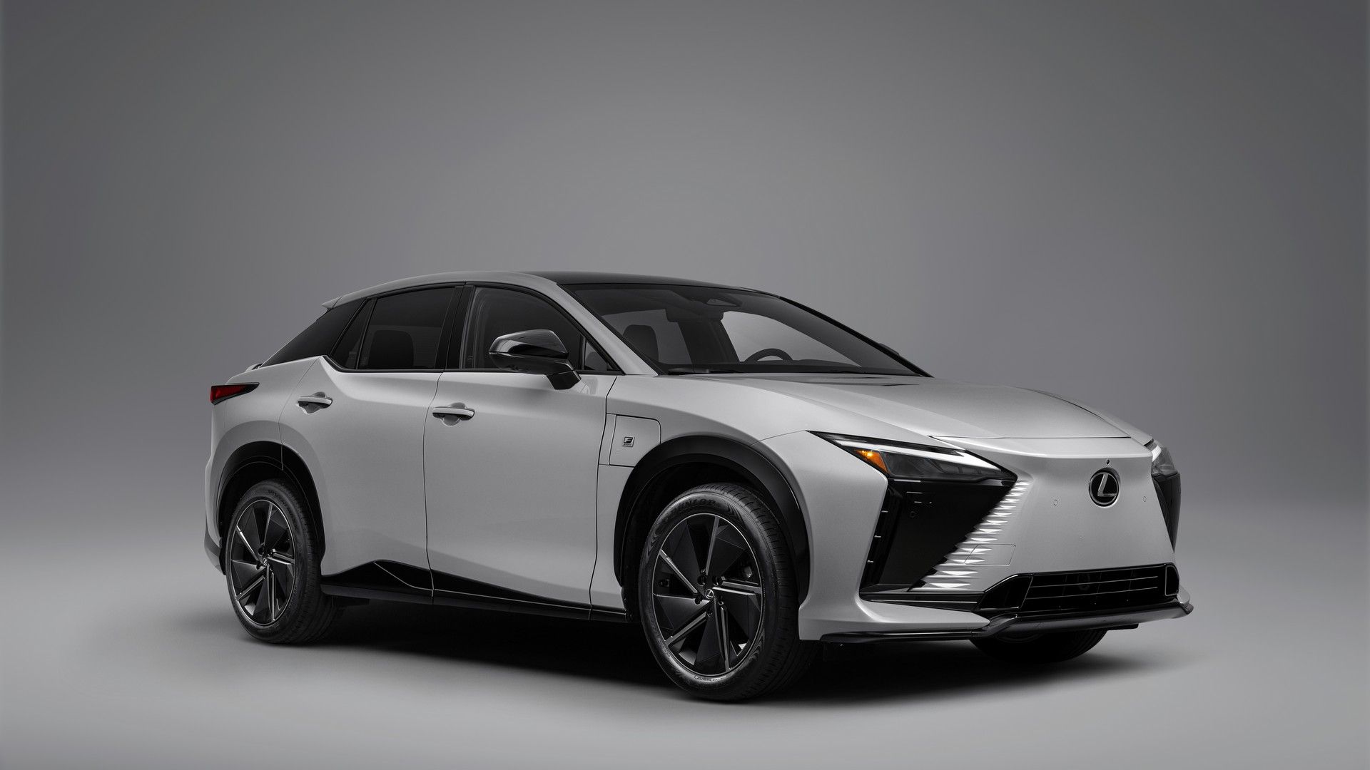 America's 2026 Lexus RZ Doesn't Bear The Yoke Of Excess Digitalization