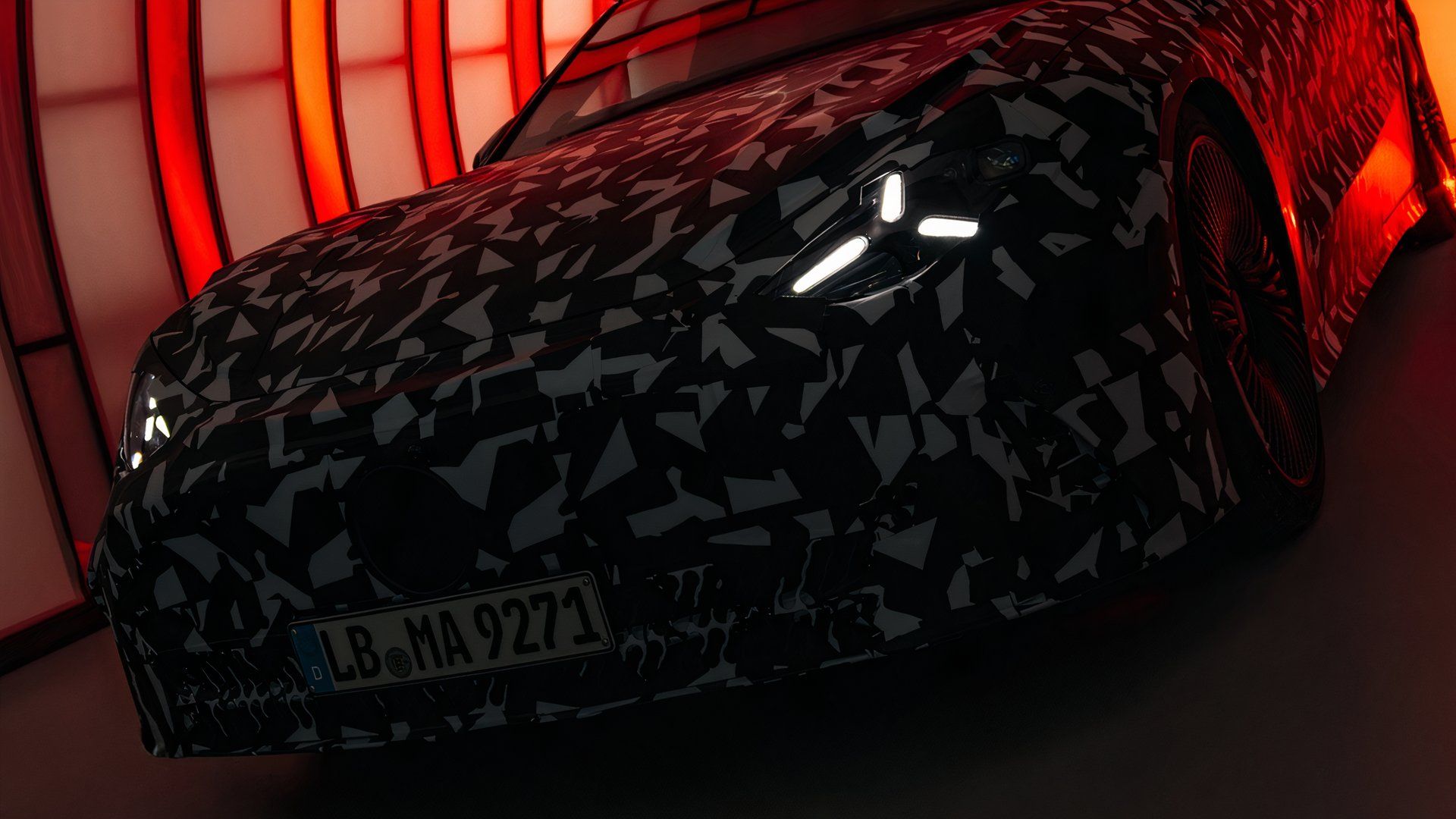 2026-mercedes-amg-ev-teaser-1.jpg