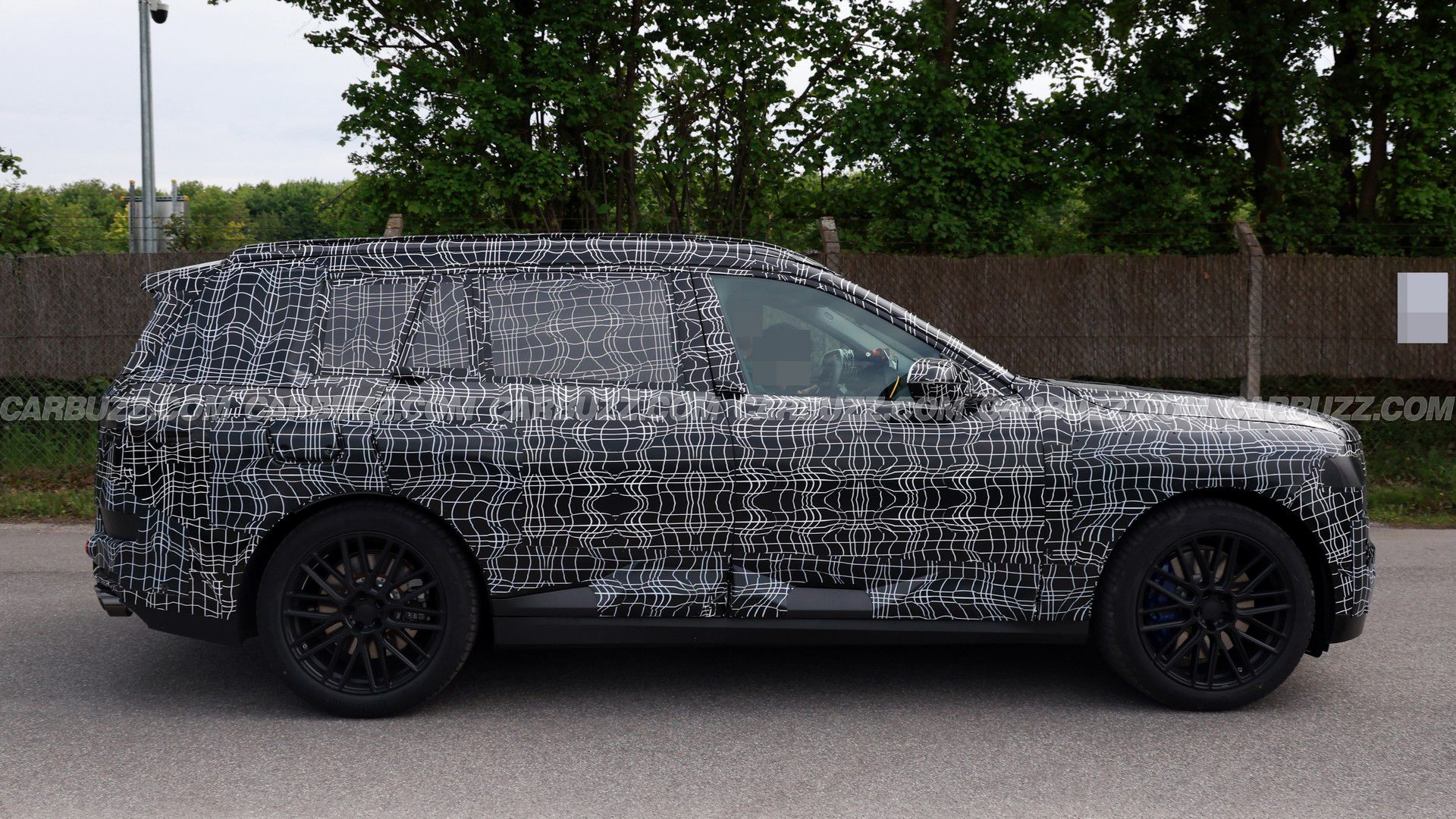 2027 BMW X7 (5)