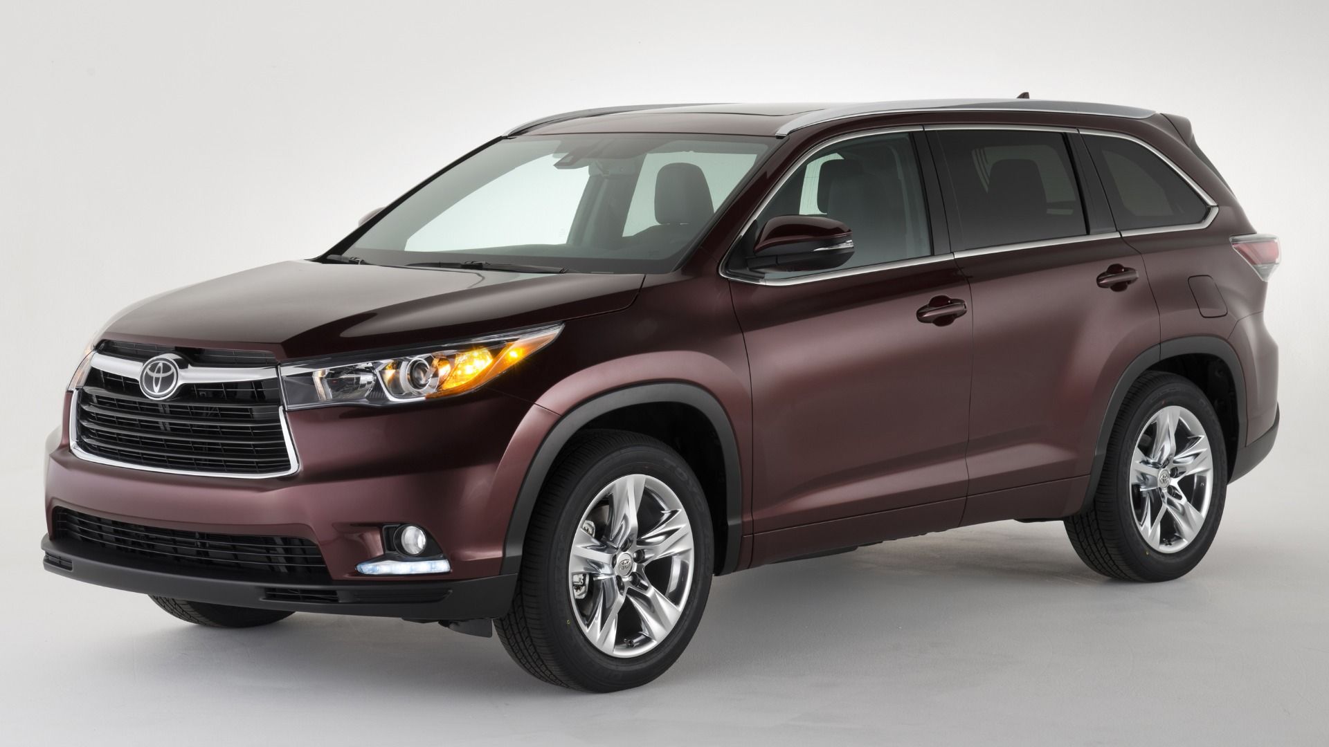 Toyota Highlander Generations: Key Updates Across All Model Years