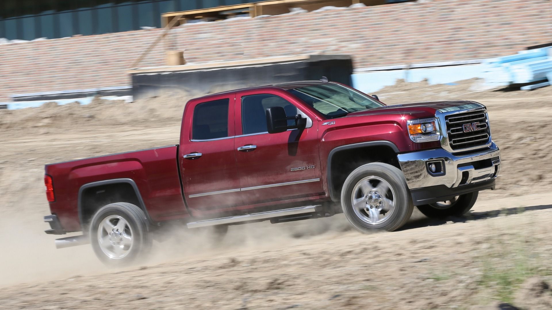 6,2 litra, silnik V8 i okazyjna cena – GMC Sierra tańszy niż używany Ford Ranger z czterocylindrowym silnikiem