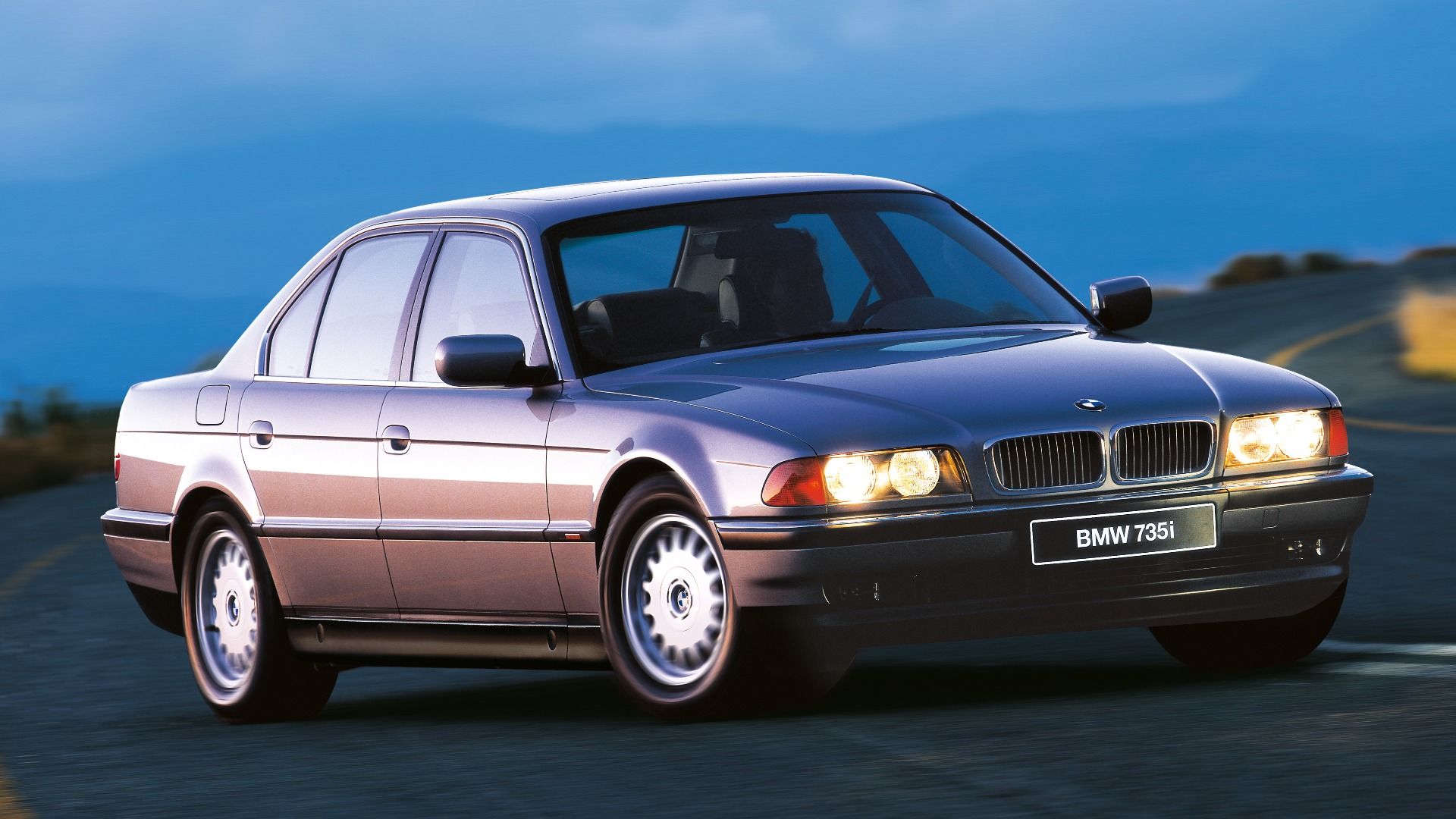 The Late-1990s BMW 7 Series Is Handsome With An Affordable Used Price