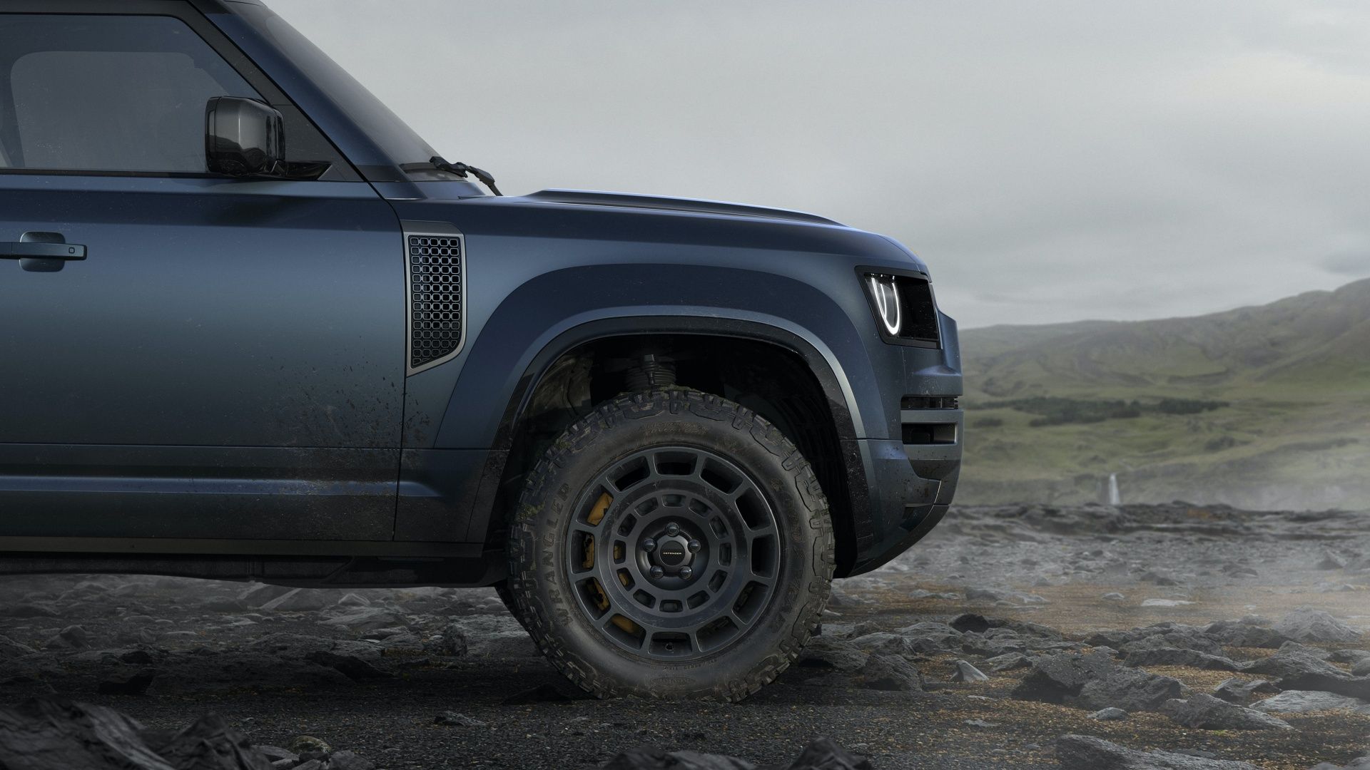 2026 Land Rover Defender Arrives With Two V8 Engines