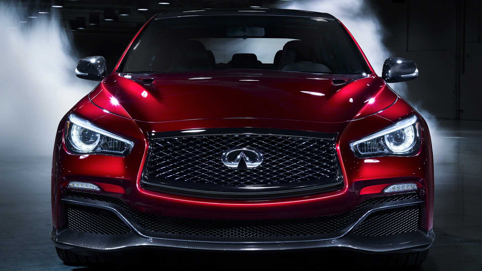 2014 Q50 Eau Rouge Concept front close up