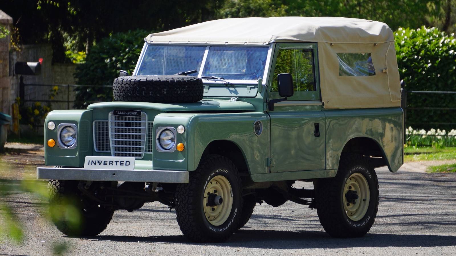 Small Motorized Rover Original Land Rovers Make Great Electric Off-Roaders