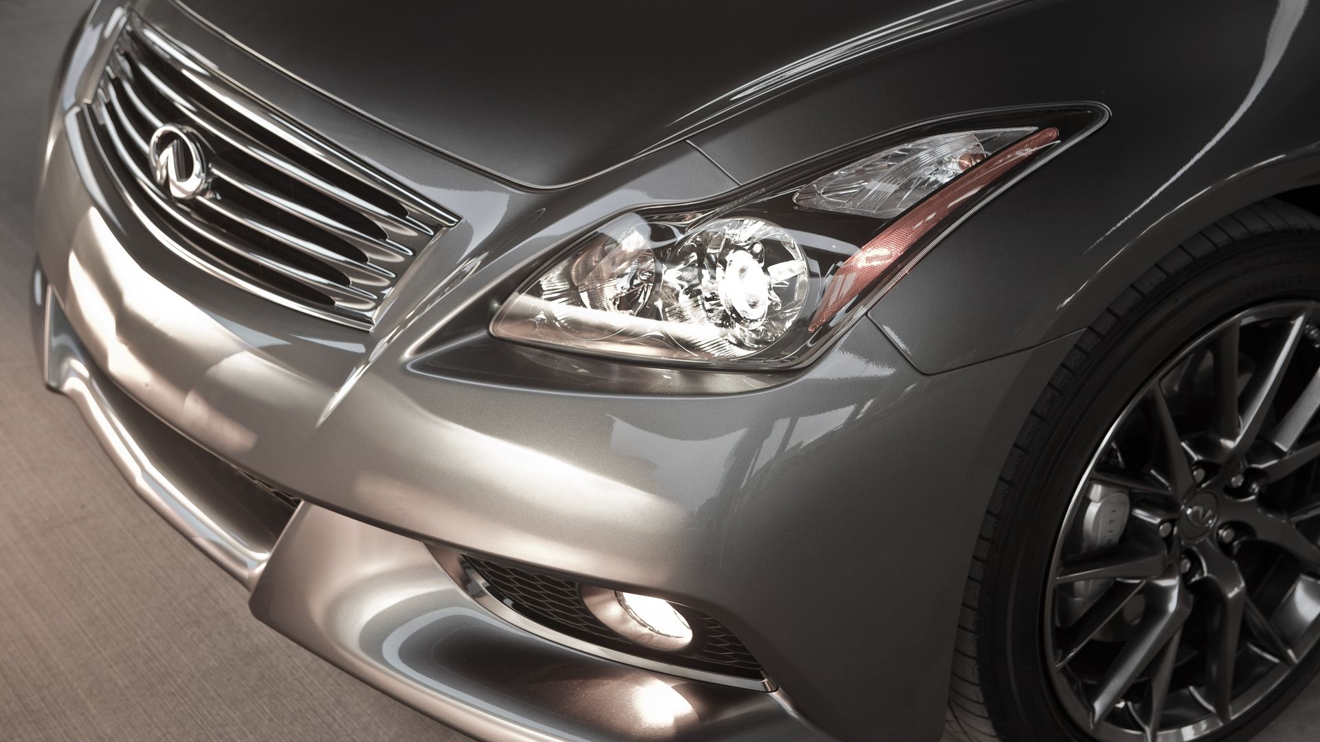 Infiniti's G37 is The Quickest Reliable Car You Can Buy On A $10K Budget