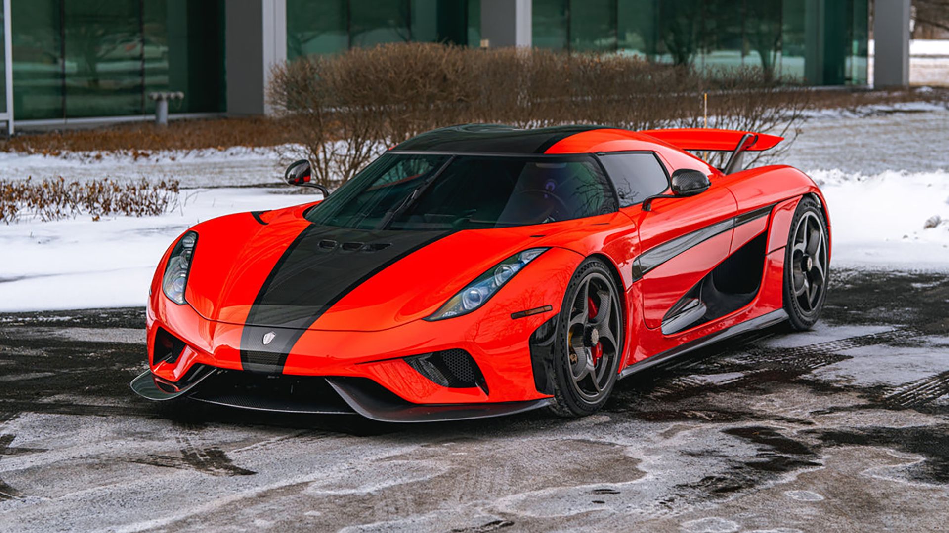 3,000-HP Drag Race Showcases Which Hypercar Is King: Koenigsegg Regera ...