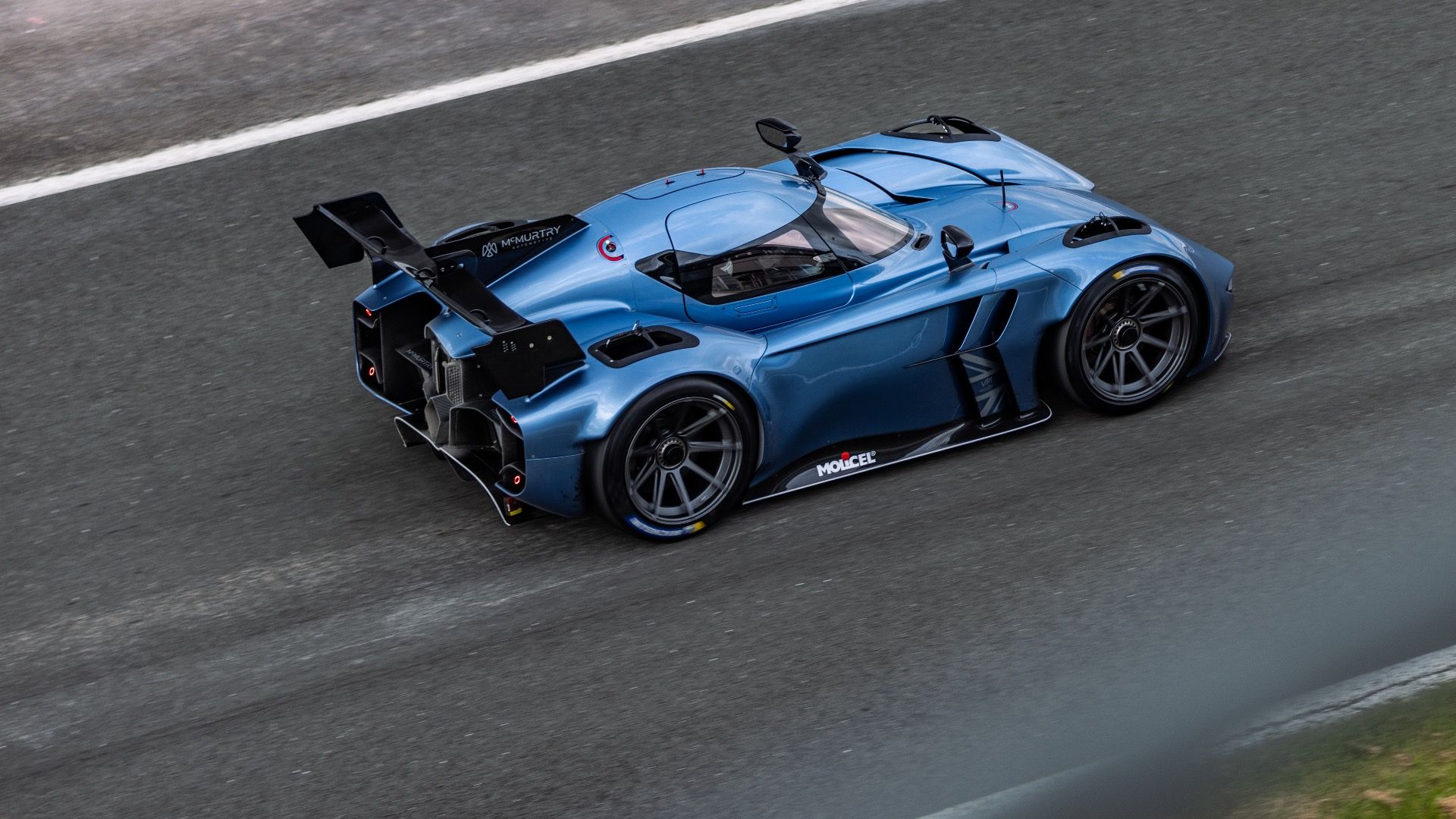 10 Cars That Defy Gravity In The Craziest Ways
