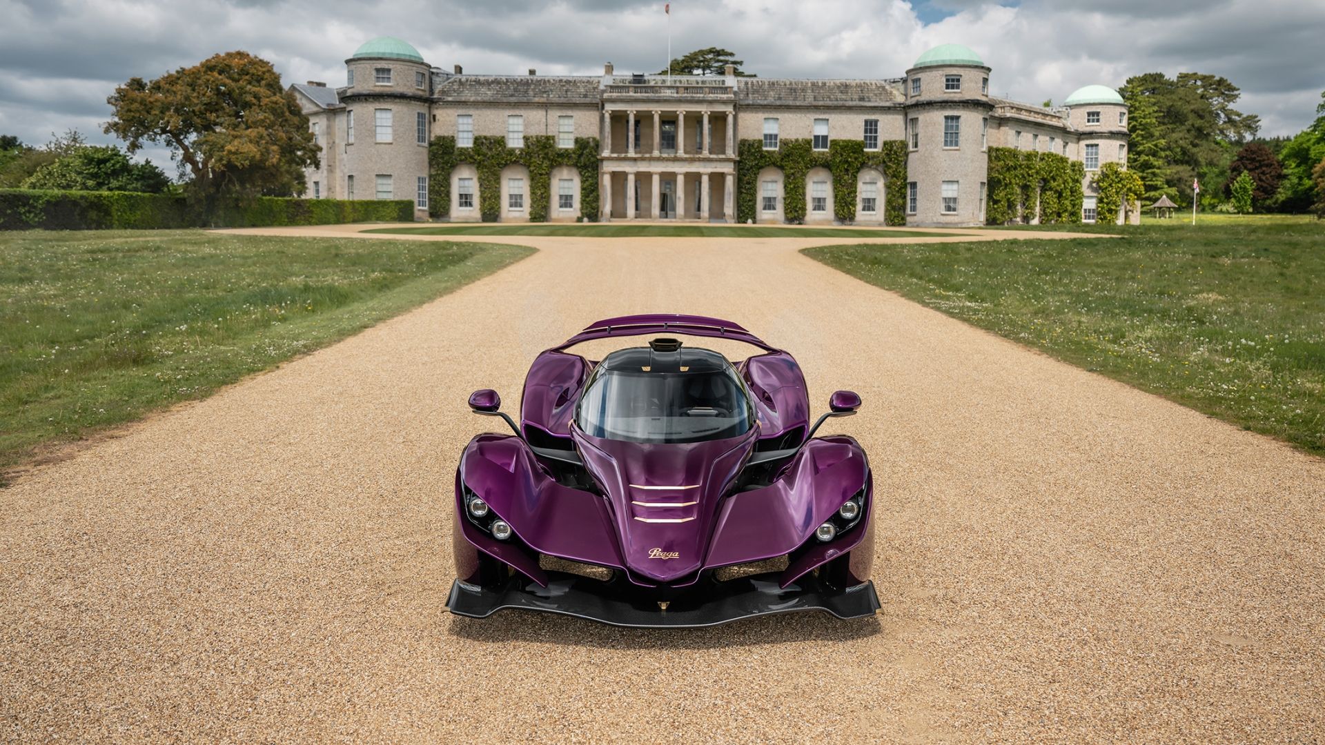Praga Bohema at Goodwood House (2)