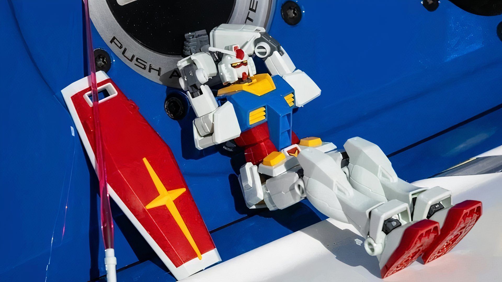 Senna GTR gundam reclining