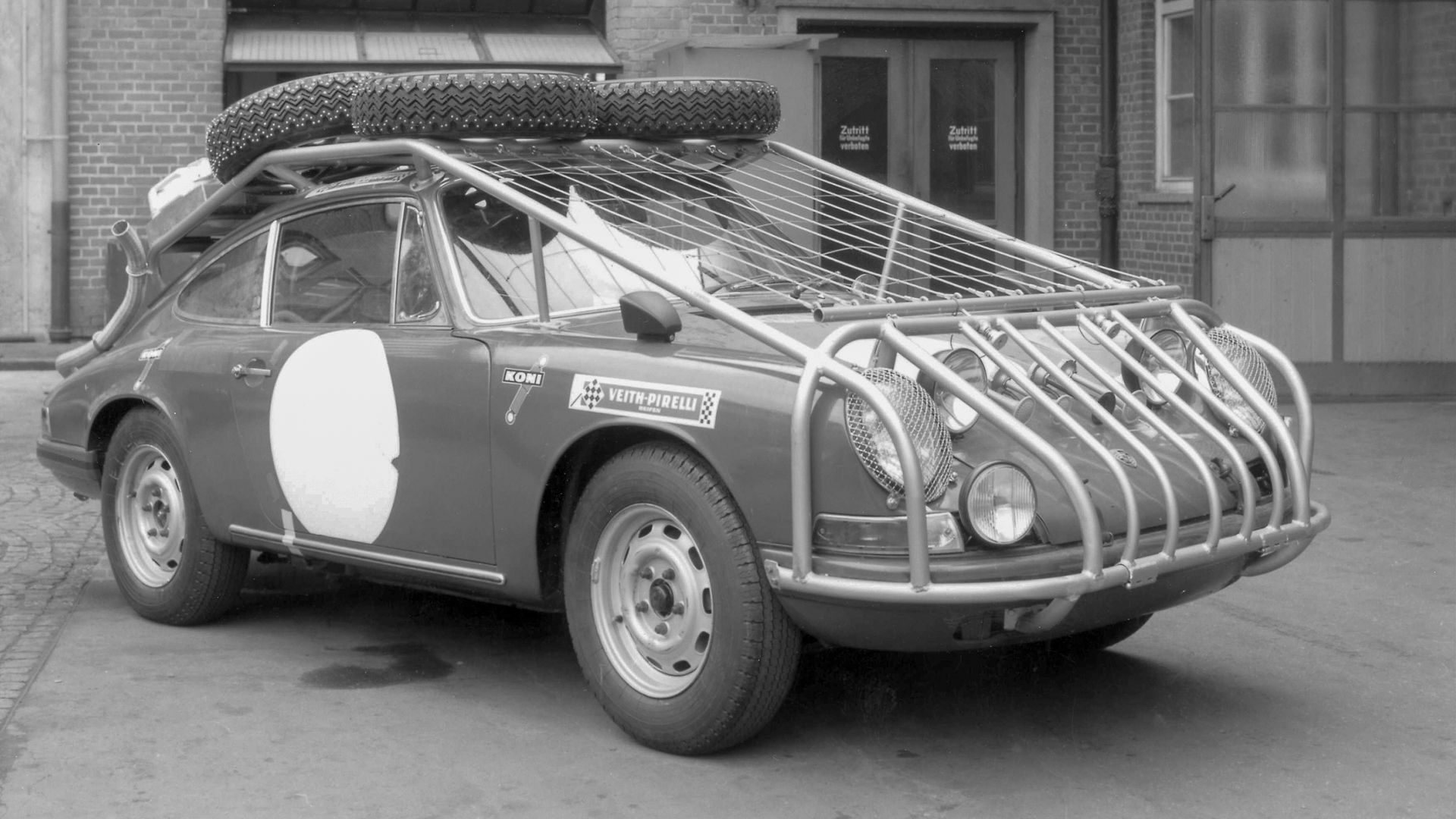 The Porsche 911 S Outfitted With A 'Roo' Cage That Completed The