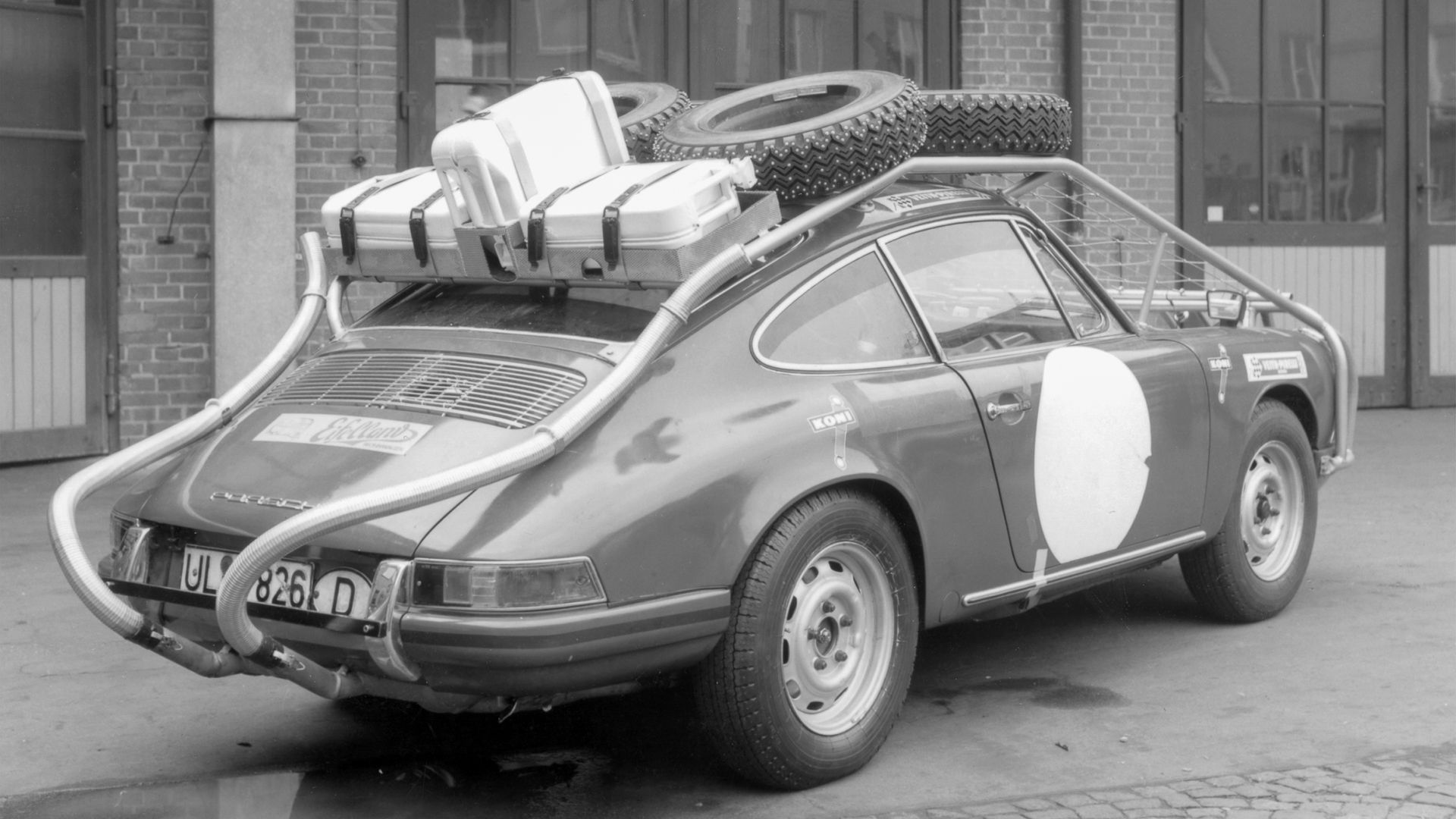 The Porsche 911 S Outfitted With A 'Roo' Cage That Completed The