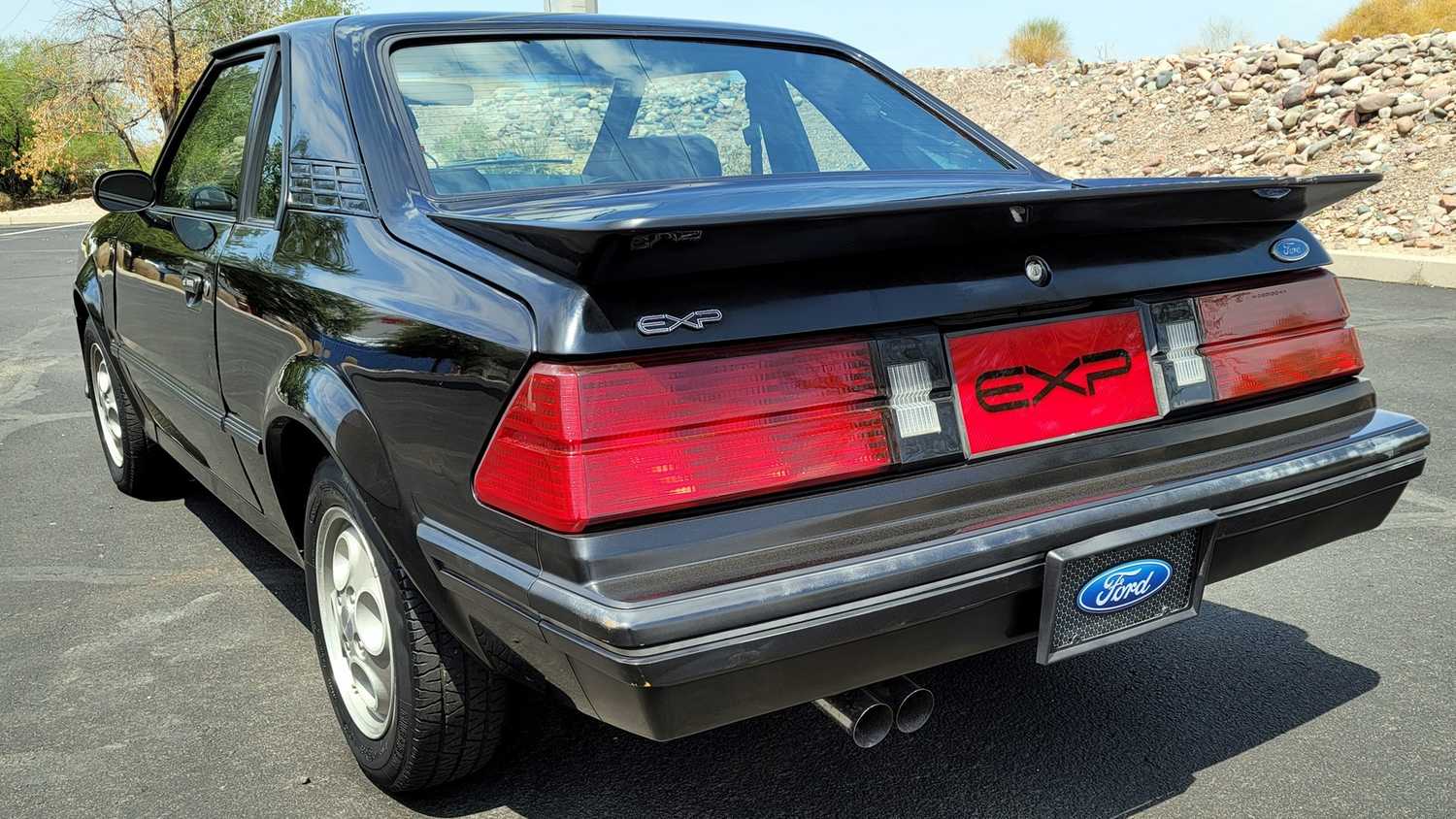 Ford Model Exp 1982 Ford Exp