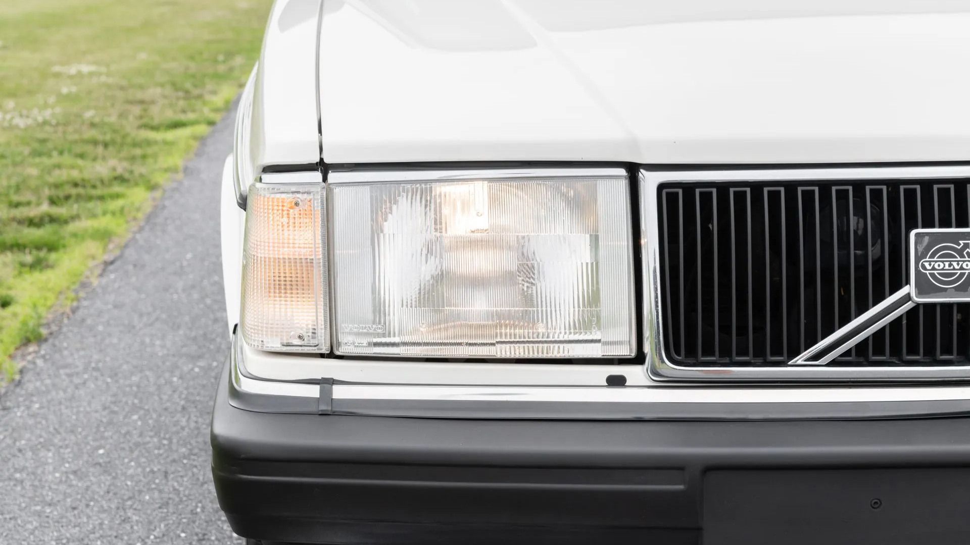 The Volvo 240 Wagon Is Impossible To Kill