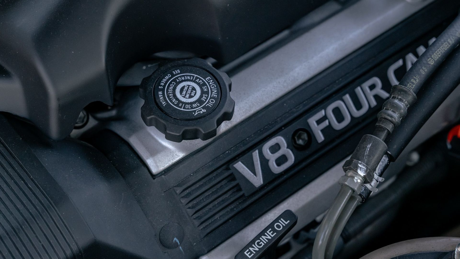 The First-Gen Lexus SC Was a Japanese Luxury Coupe With a European Soul