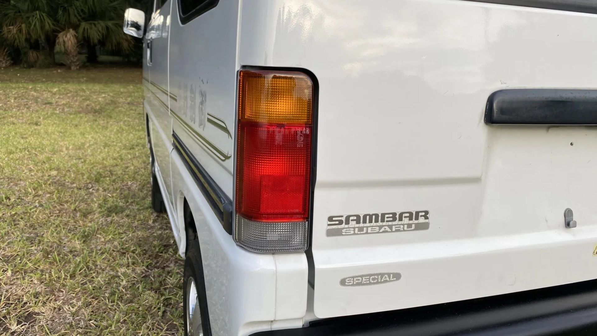 The Japanese Kei Minivan You Can Legally Drive in America