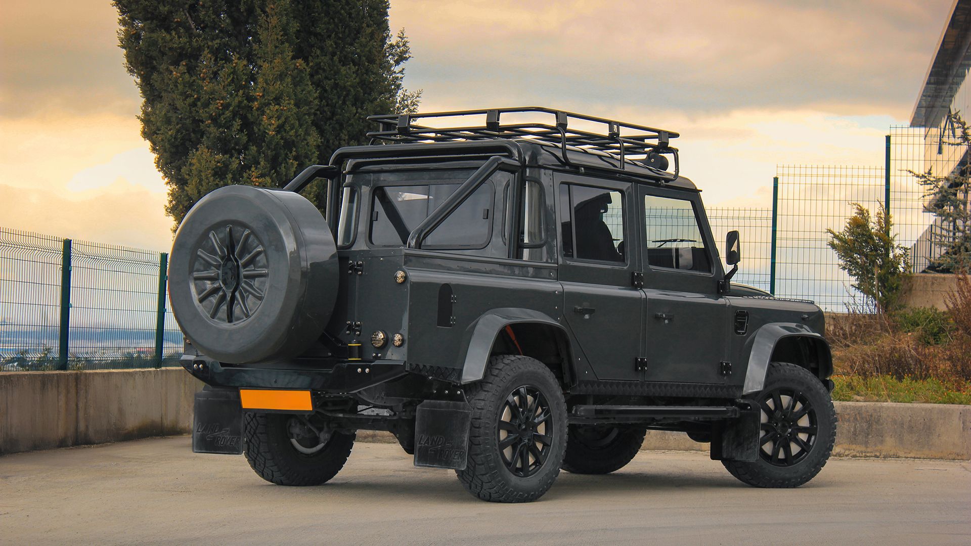 Monarch Defender EV