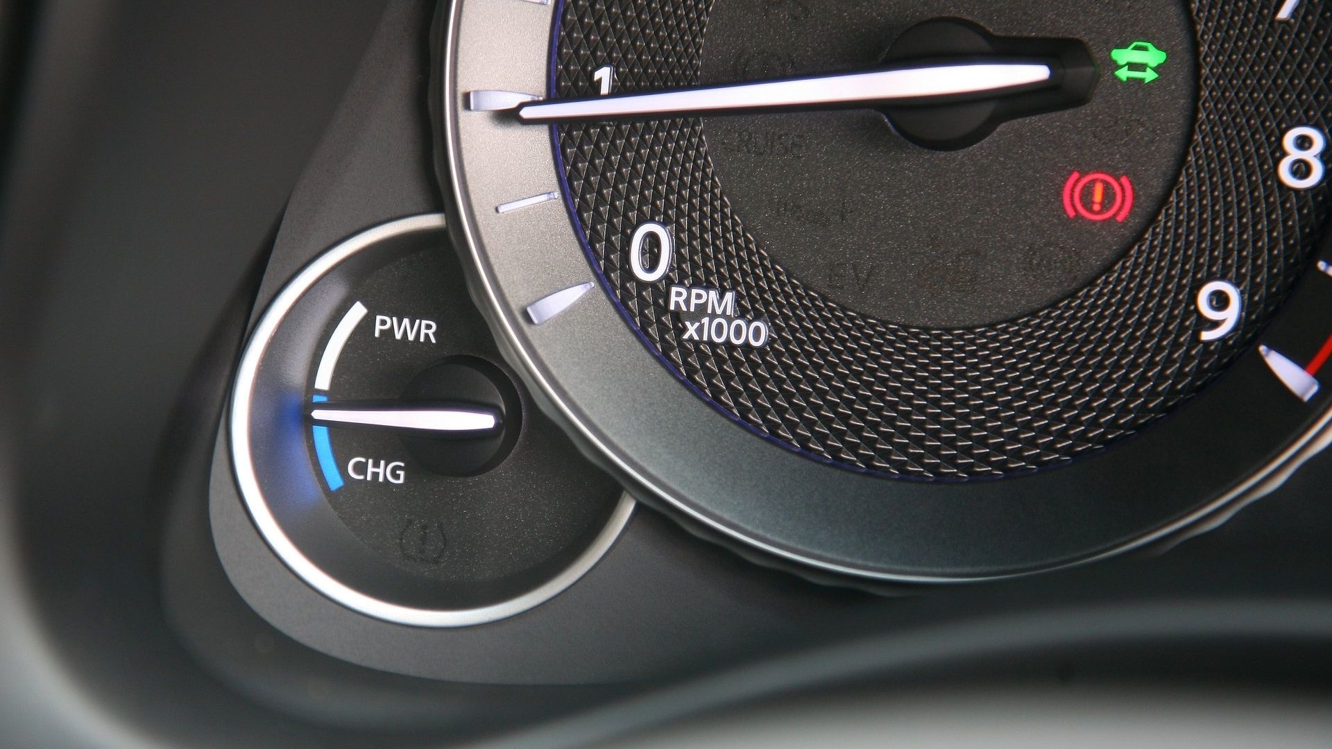 The Infiniti M35h Is Now A Hybrid Luxury Sedan Bargain