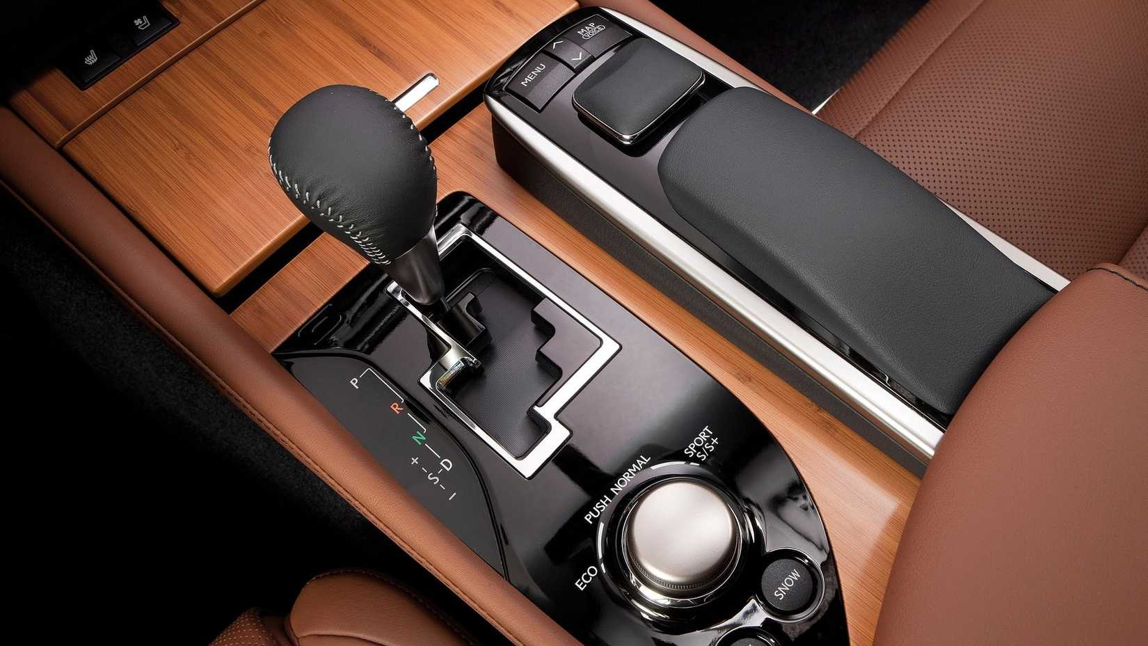 2013 lexus gs 450h center console wood trimmed