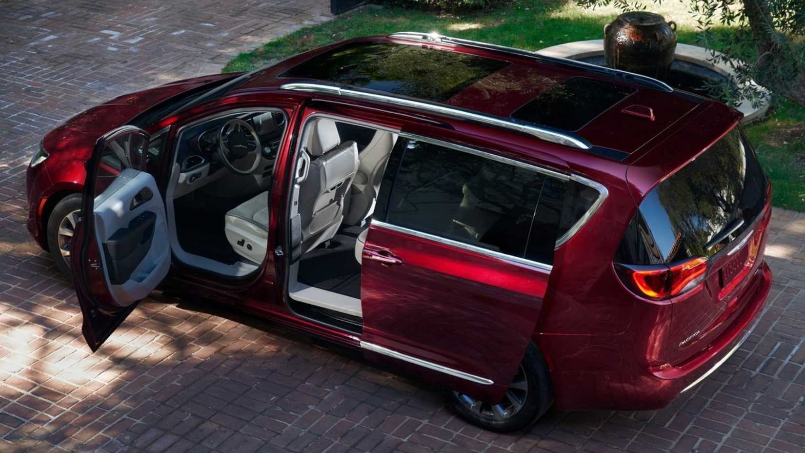 2017 Chrysler Pacifica Hybrid