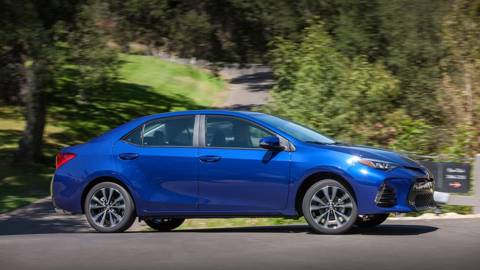 2017 Toyota Corolla Sedan Pricing, Photos & Specs