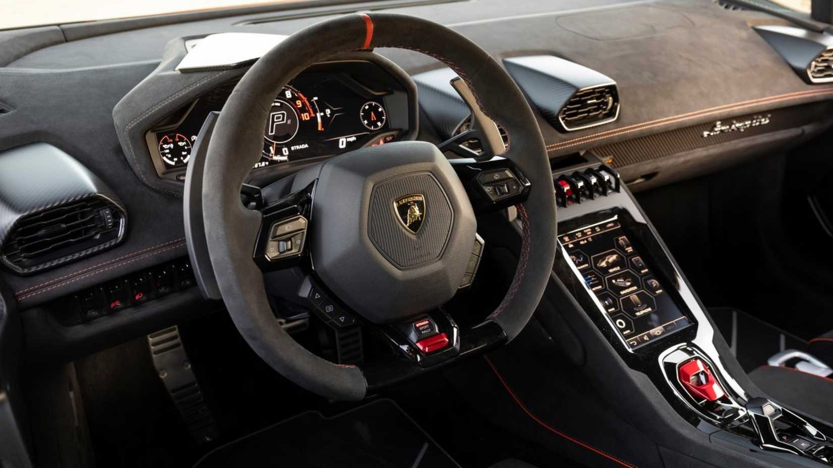2019 Lamborghini Huracan Sterrato 
