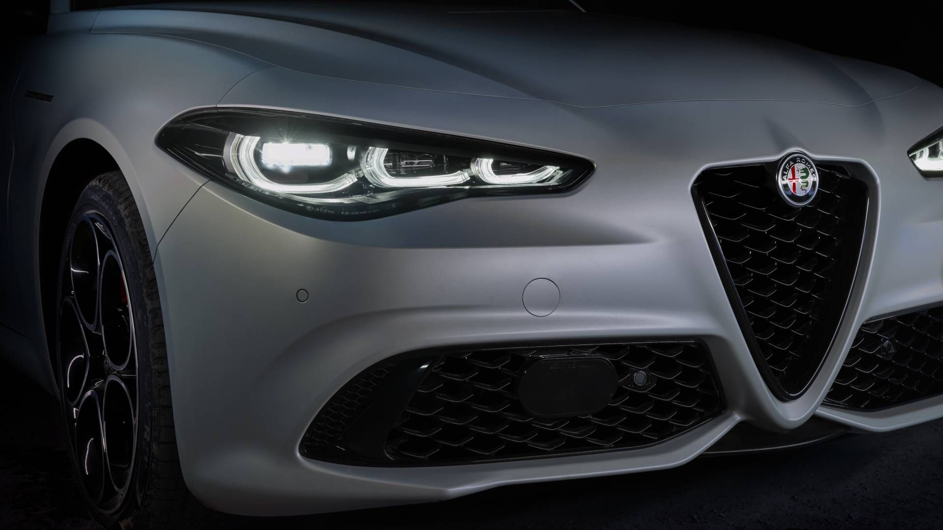 Alfa Romeo самые быстрые модели 2025