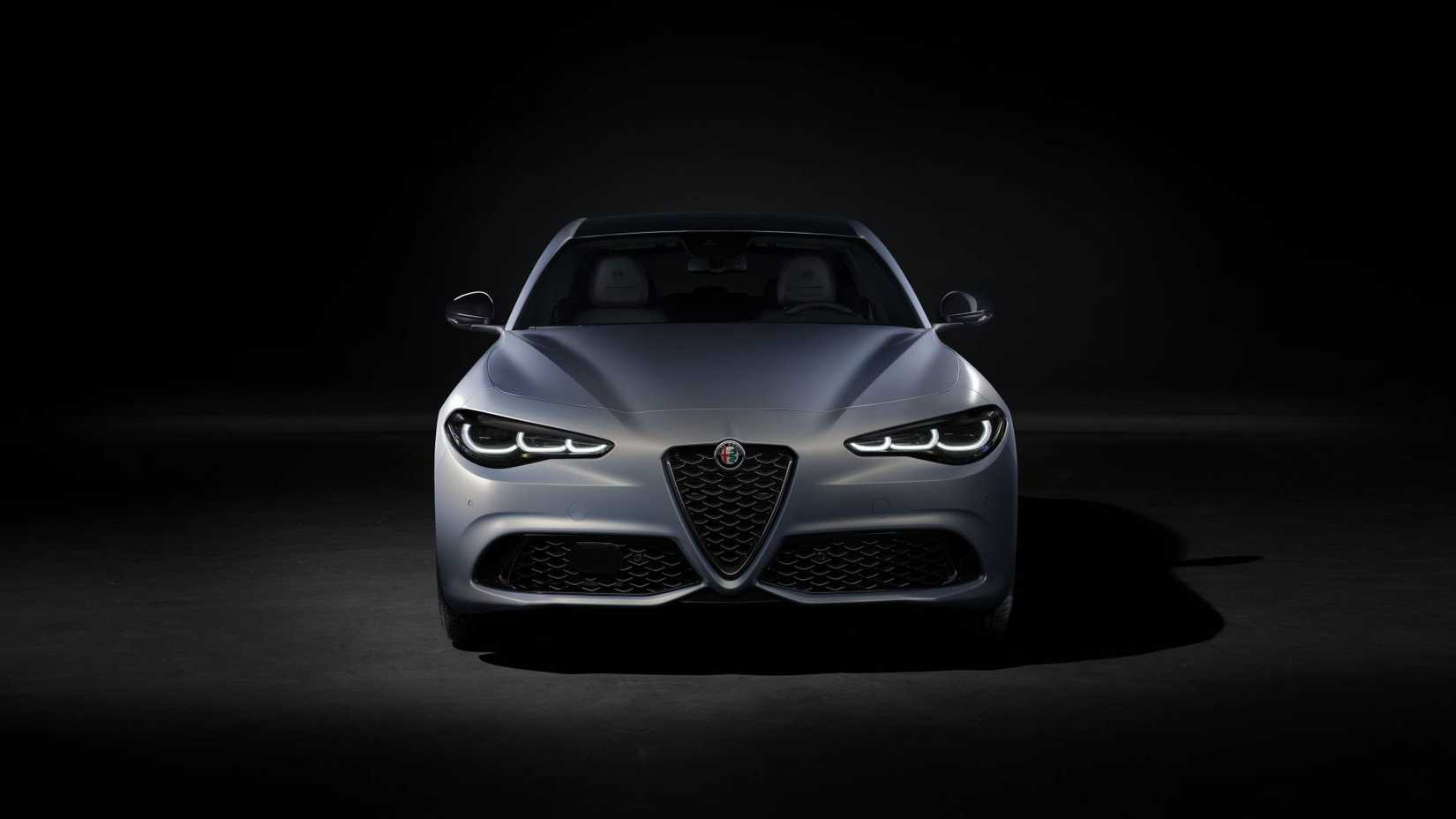 Alfa Romeo Giulia: A Stylish and Capable Sports Sedan Alternative, image size:1650x928