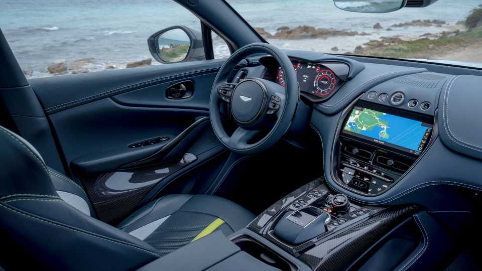 2025 Aston Martin DBX707 Pricing, Photos & Specs
