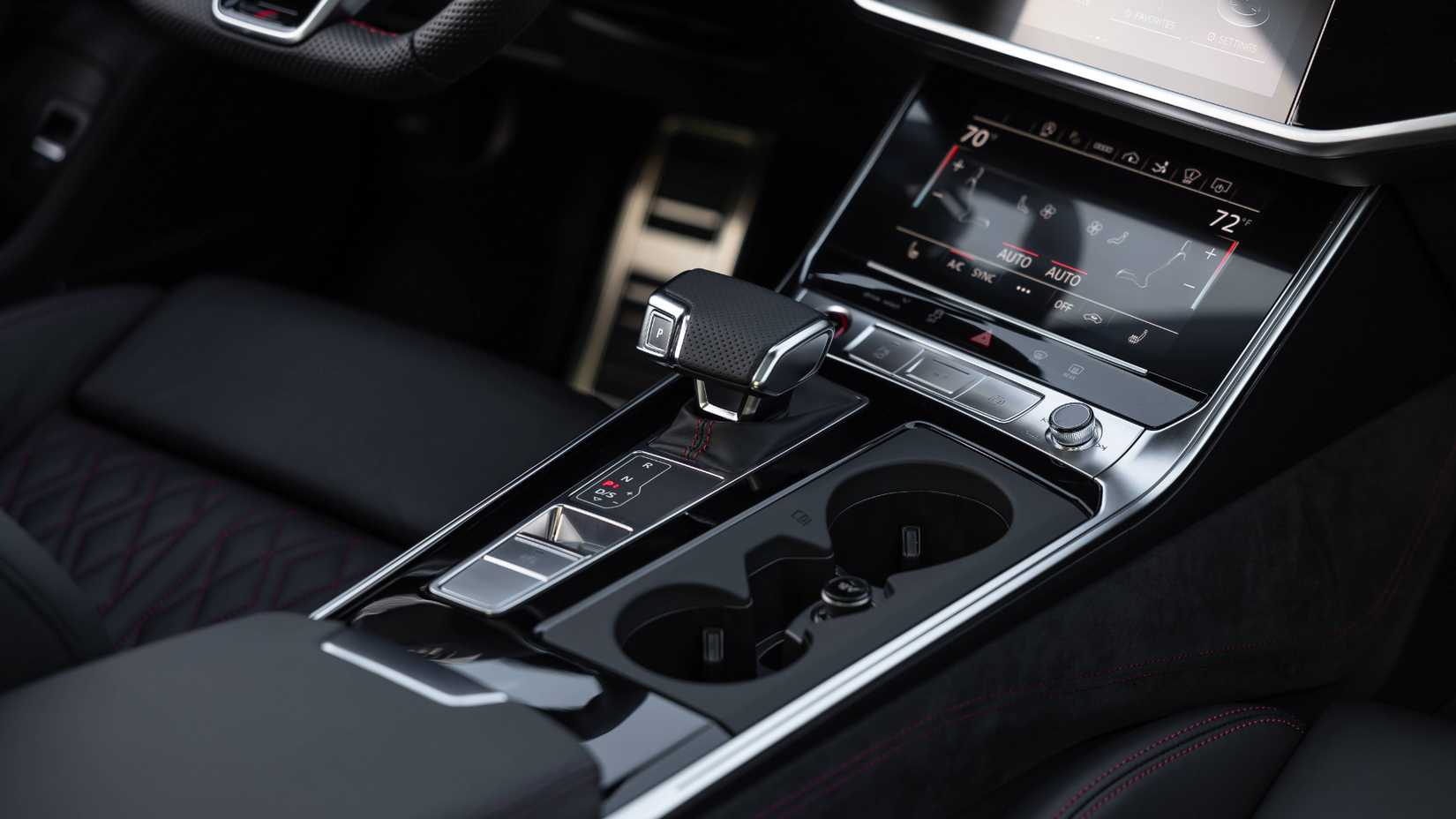 2025 Audi S7 Sportback gear selector