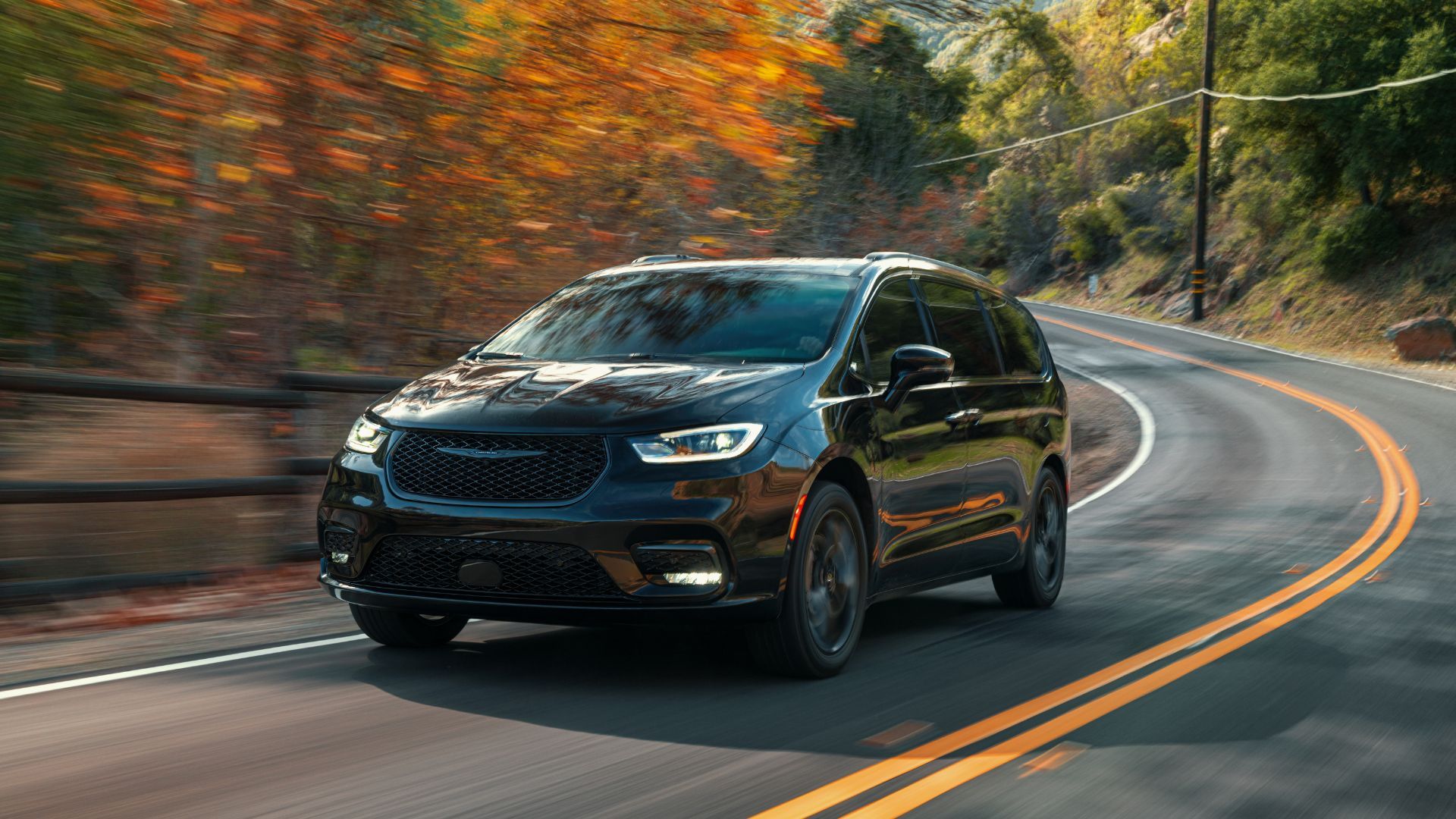 Best AWD Minivans for 2026 | New All-Wheel Drive Minivans | CarBuzz