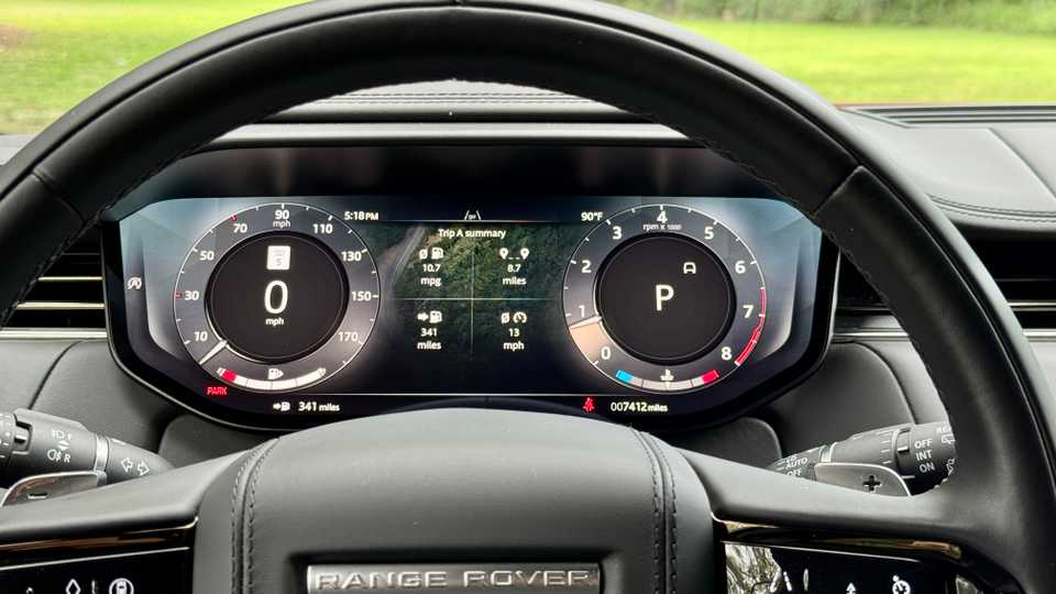 2025 Land Rover Range Rover Sport Pricing, Photos & Specs