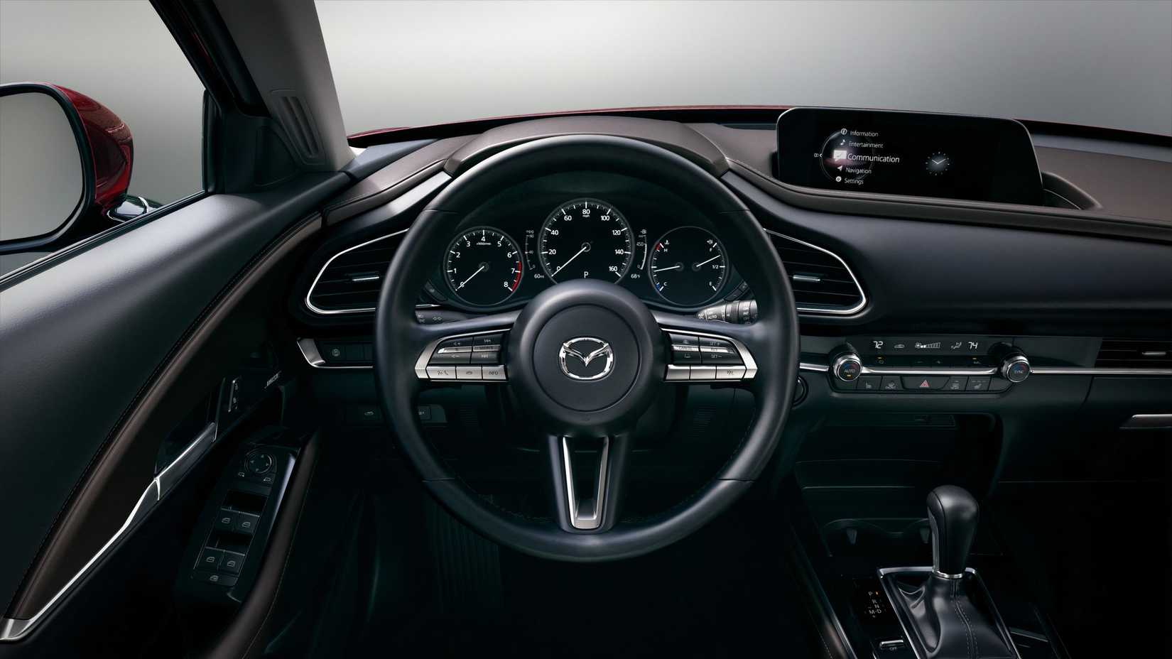 Mazda CX-30 2026 с новым пакетом Aire