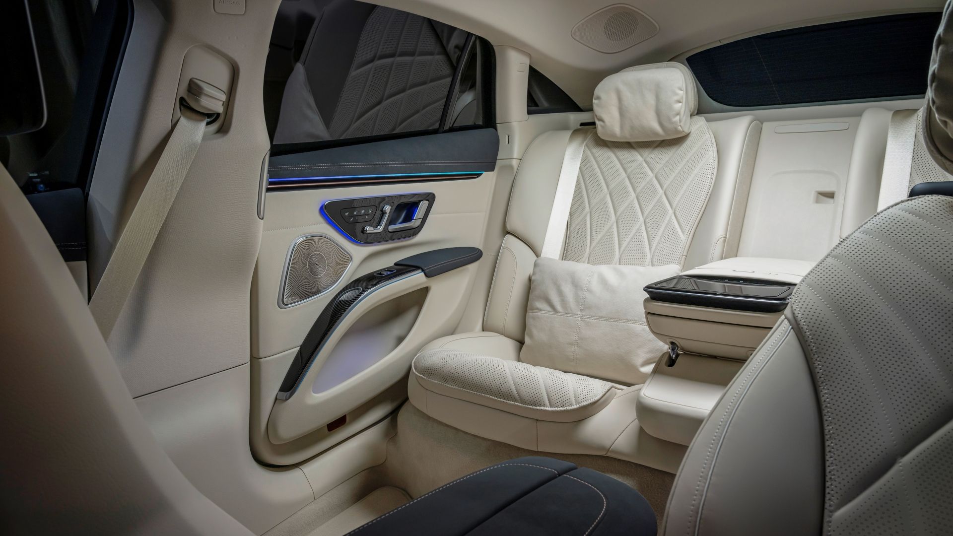 2025 Mercedes-Benz EQS Sedan