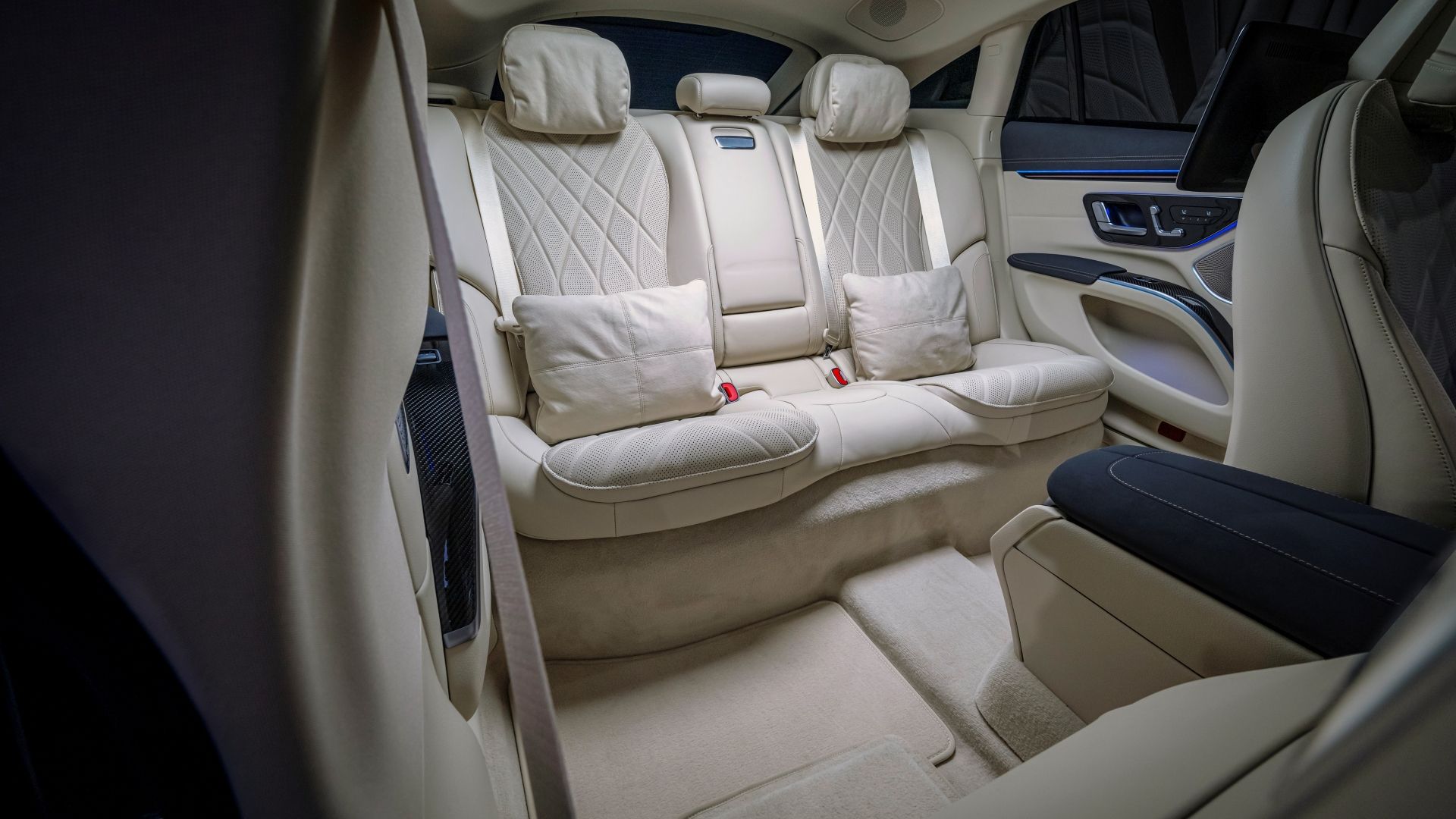 2025 Mercedes-Benz EQS Sedan