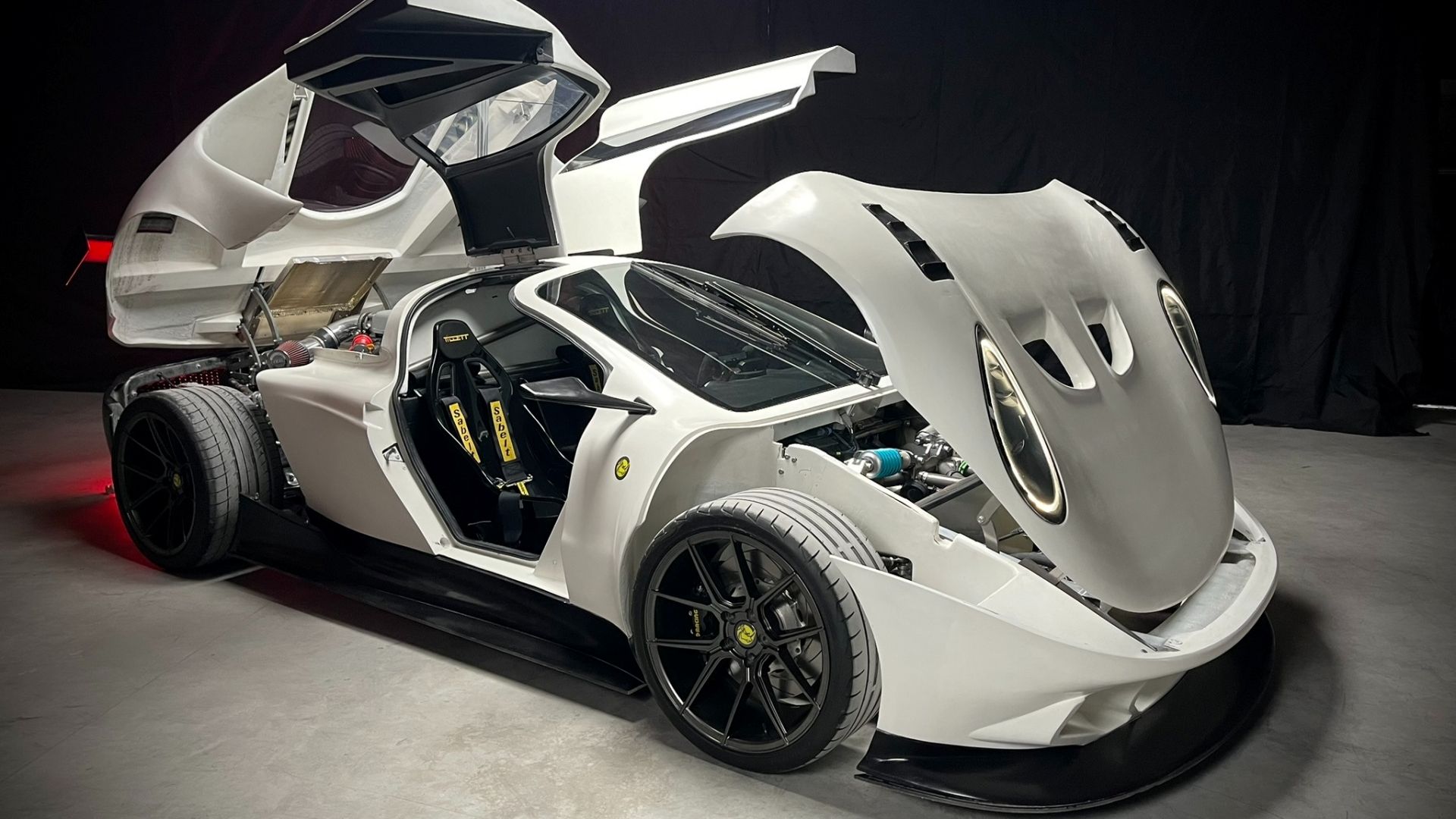 2025 rhino rr01 front white