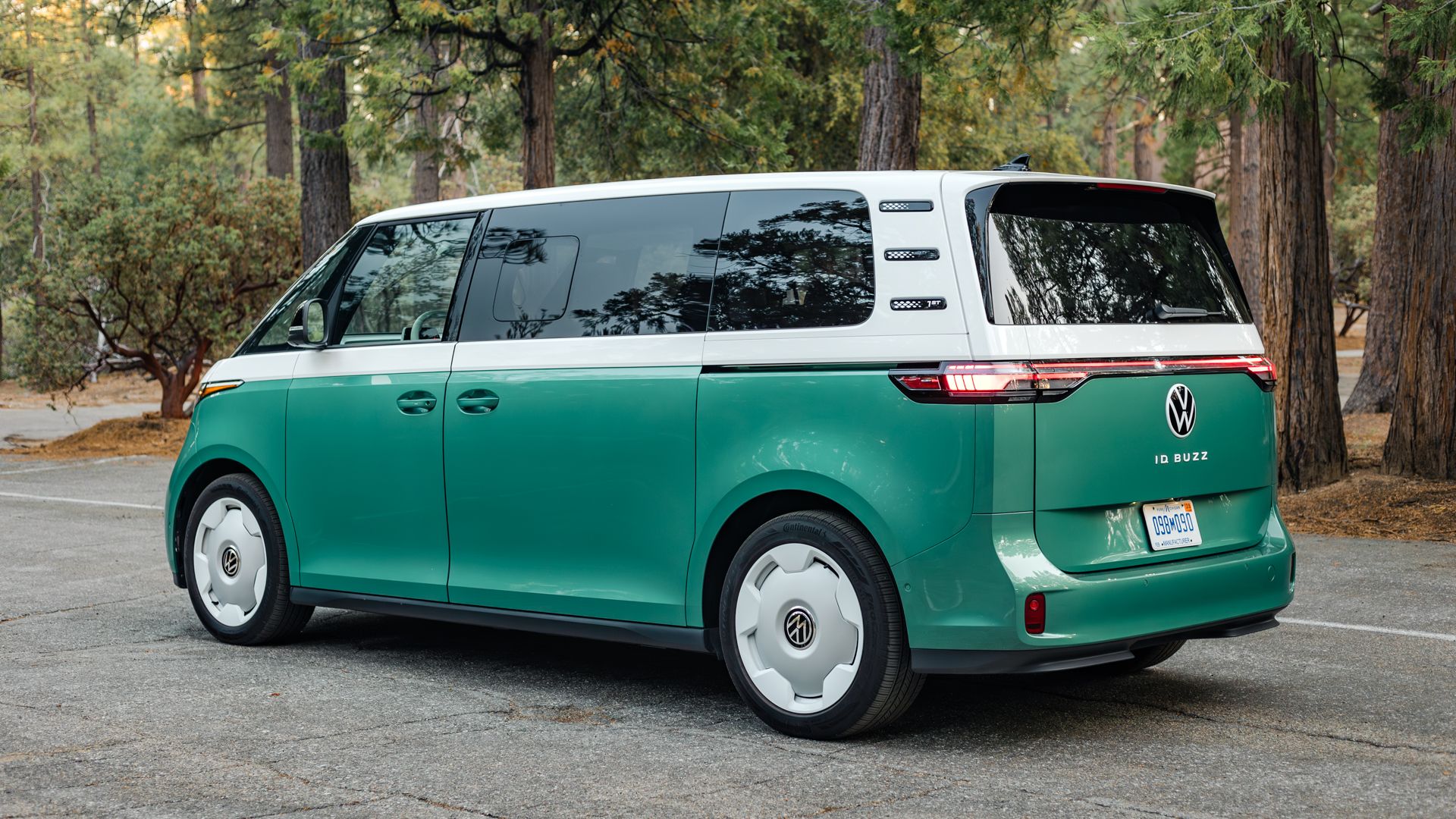 Everything We Love And Hate About The Volkswagen ID. Buzz