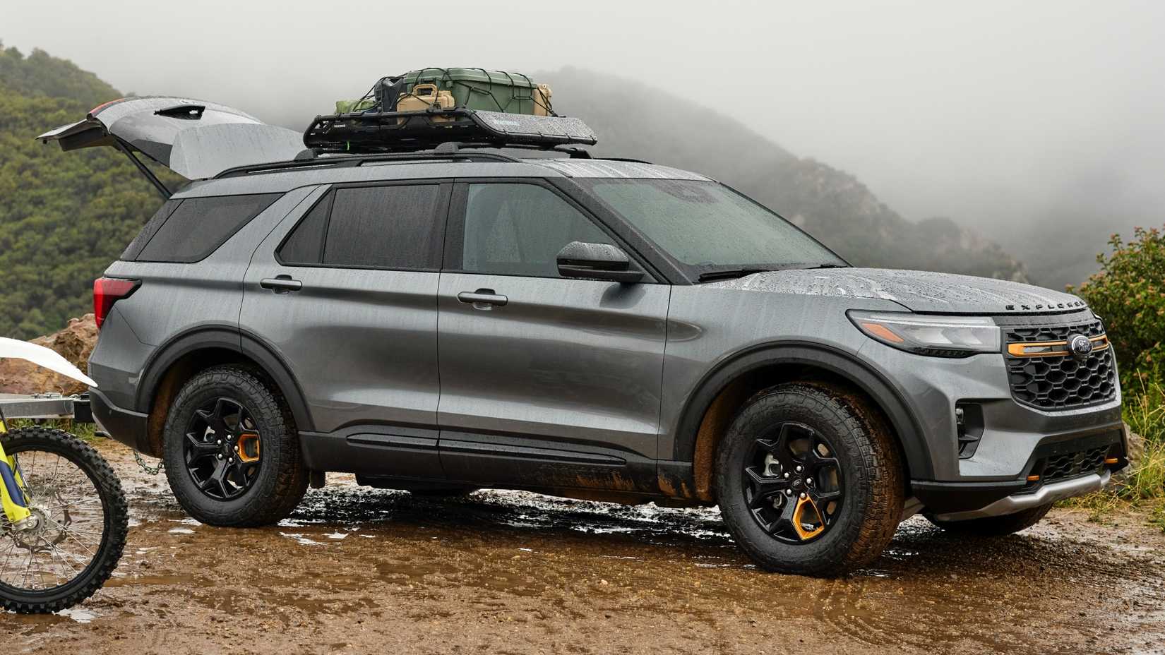 2026 Ford Explorer Tremor: The Seven-Seat Off-Roader That Costs Less ...