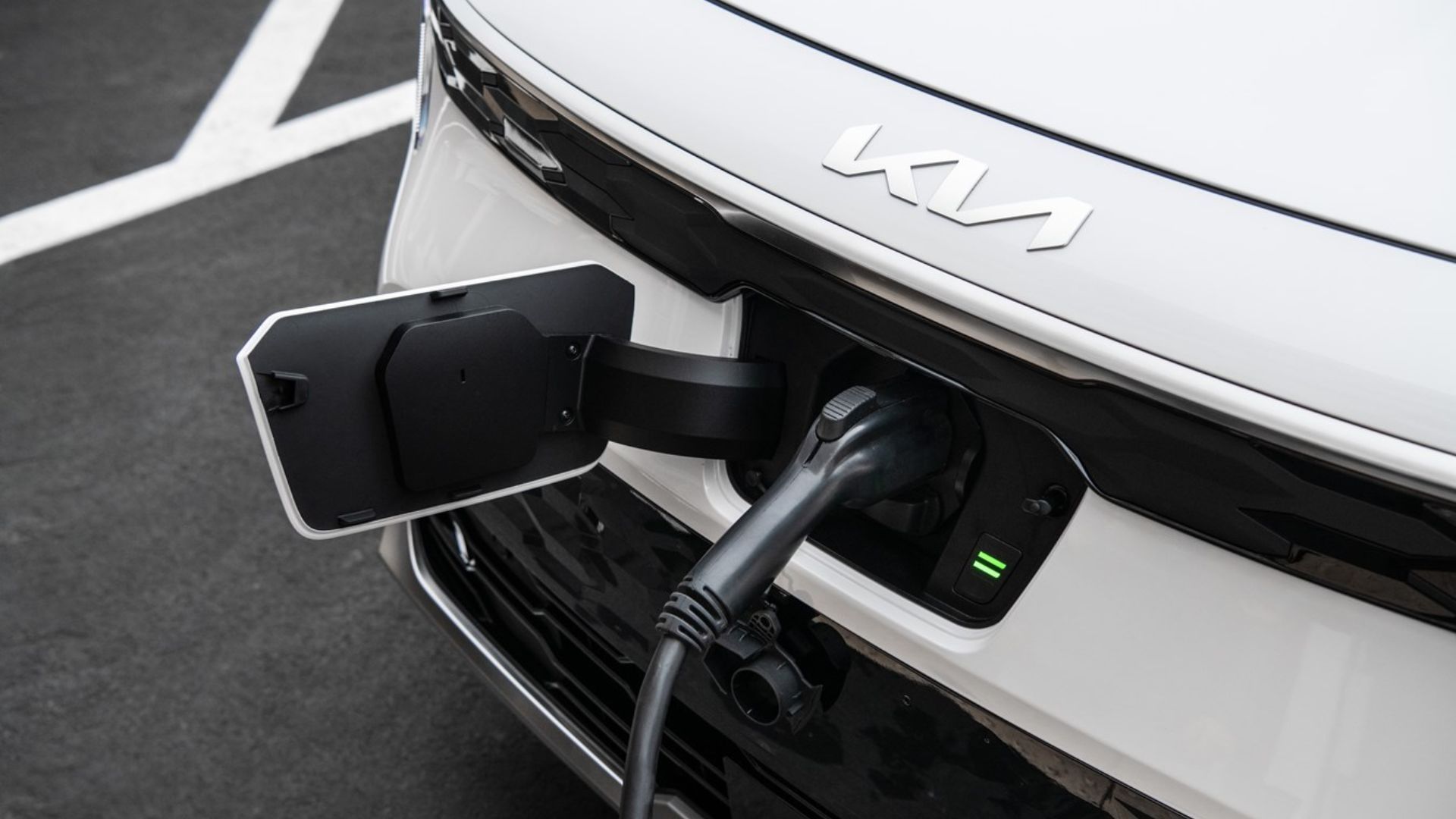 Automakers Are Pushing EV Sales Before The $7,500 Tax Credit Ends