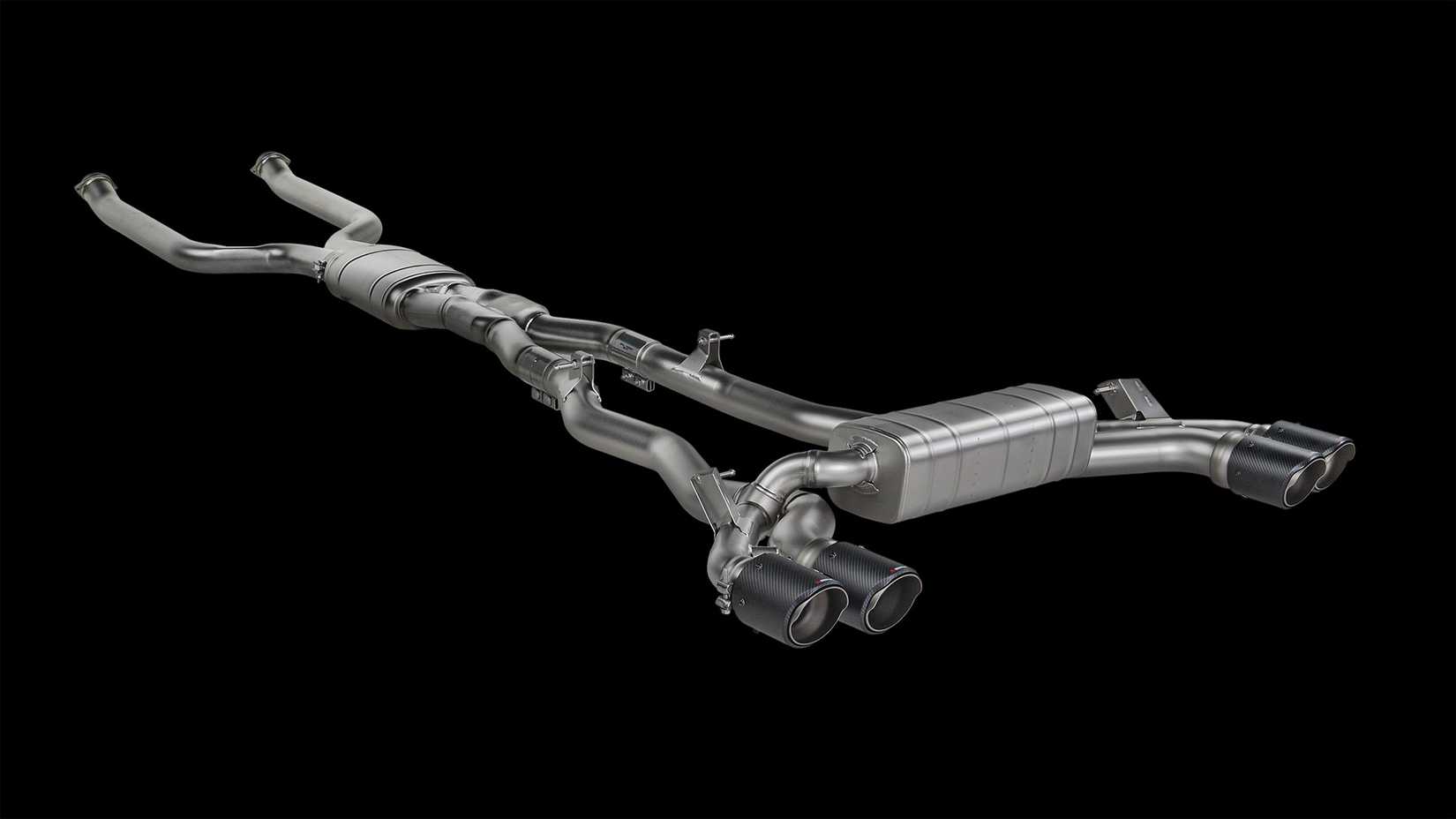 Akrapovic Fixes One Of The New BMW M5's Biggest Flaws
