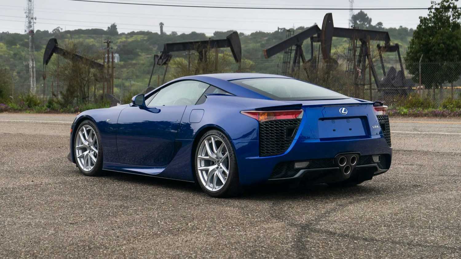 Blue Lfa The Only Blue-On-Blue Lexus LFA In America Was Barely Driven