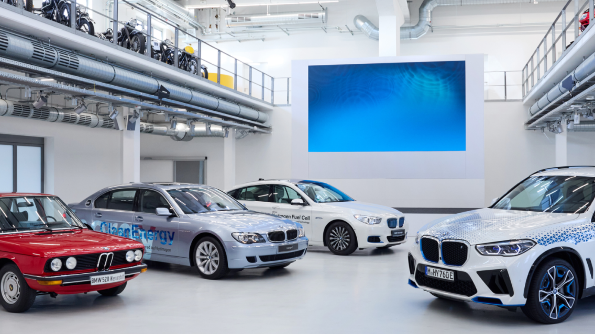 The Groundbreaking BMW V12 That Could Run On Gas And Hydrogen