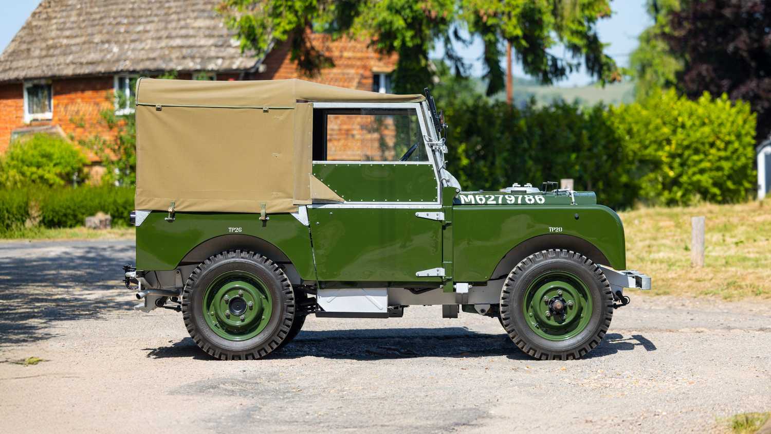 Land Rover 1900s Meet The Oldest Surviving Military Land Rover Series I