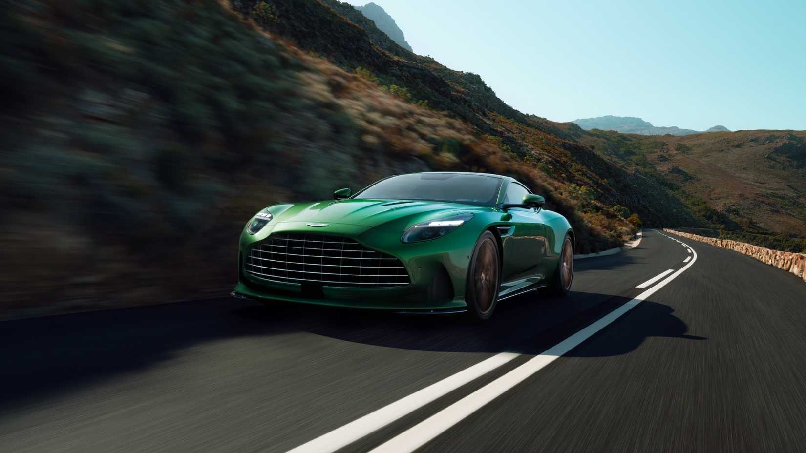 2025 Aston Martin DB12